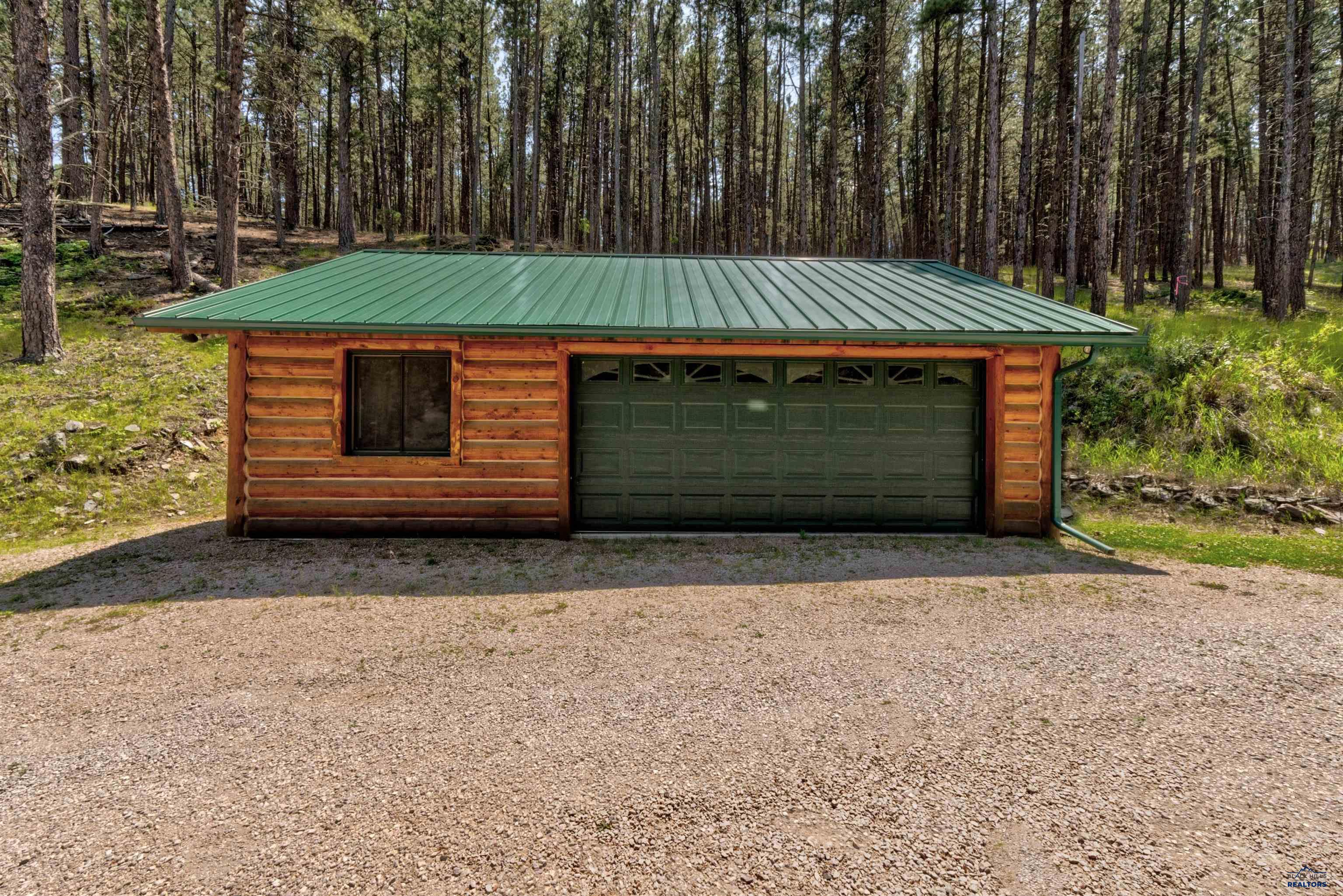 Rapid City, South Dakota 57702, United States, 3 Bedrooms Bedrooms, ,3 BathroomsBathrooms,Residential,Active,223018