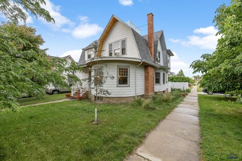 1016 WEST BLVD Rapid City SD 57701