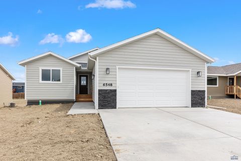 534 DENALI DR Box Elder SD 57719