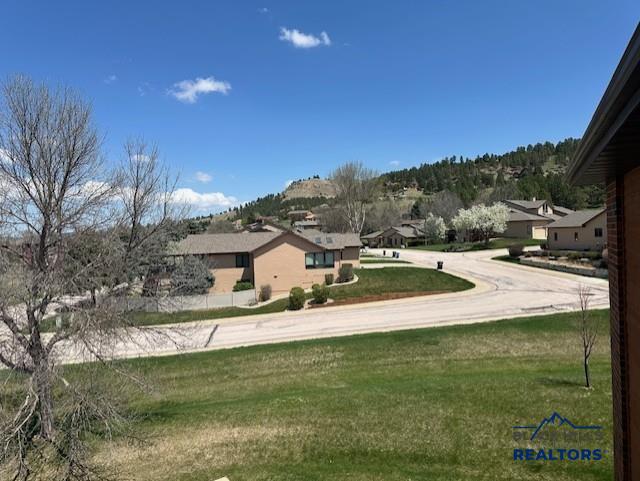 4215 FAIRWAY HILLS DR