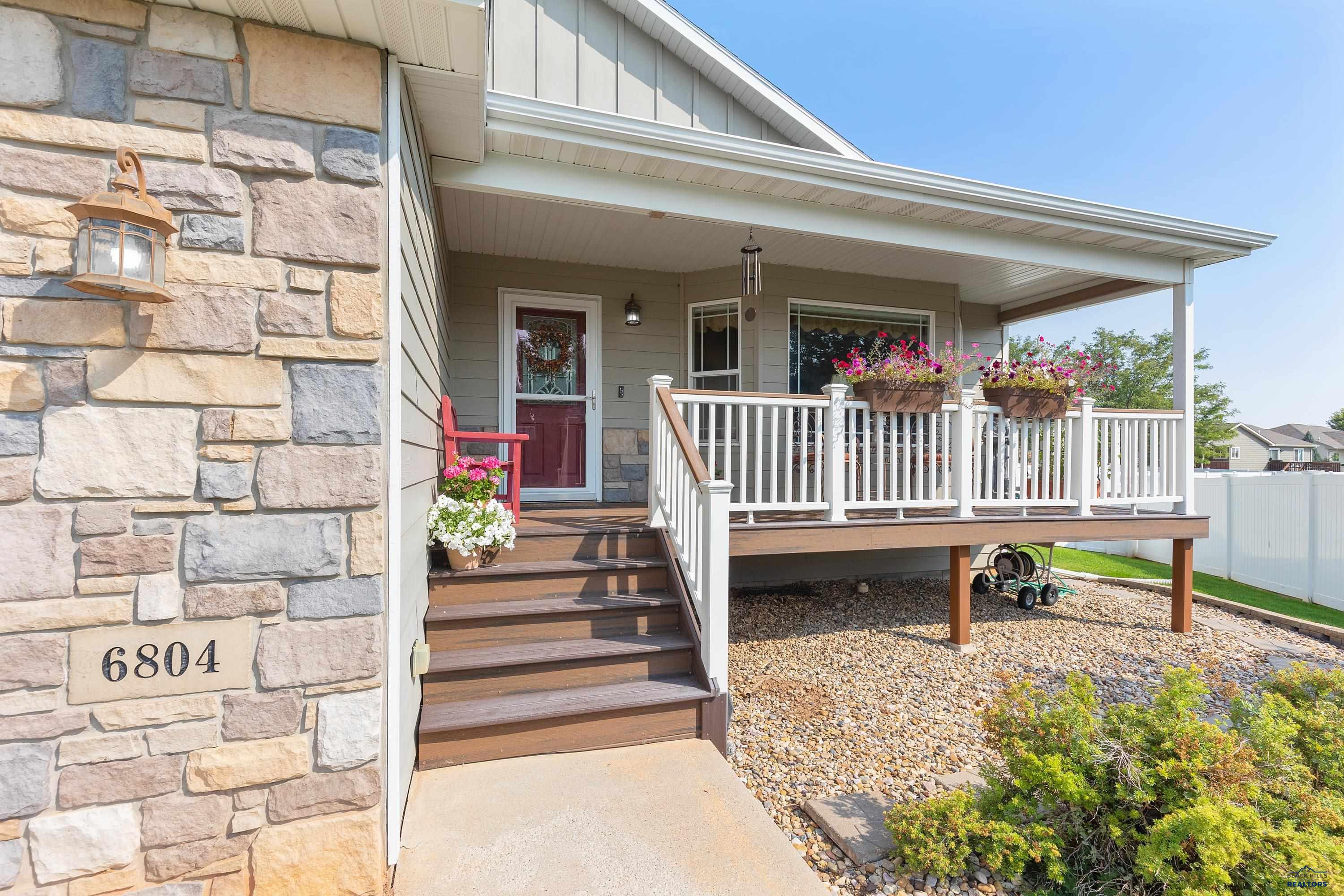 6804 PORTHCAWL CT