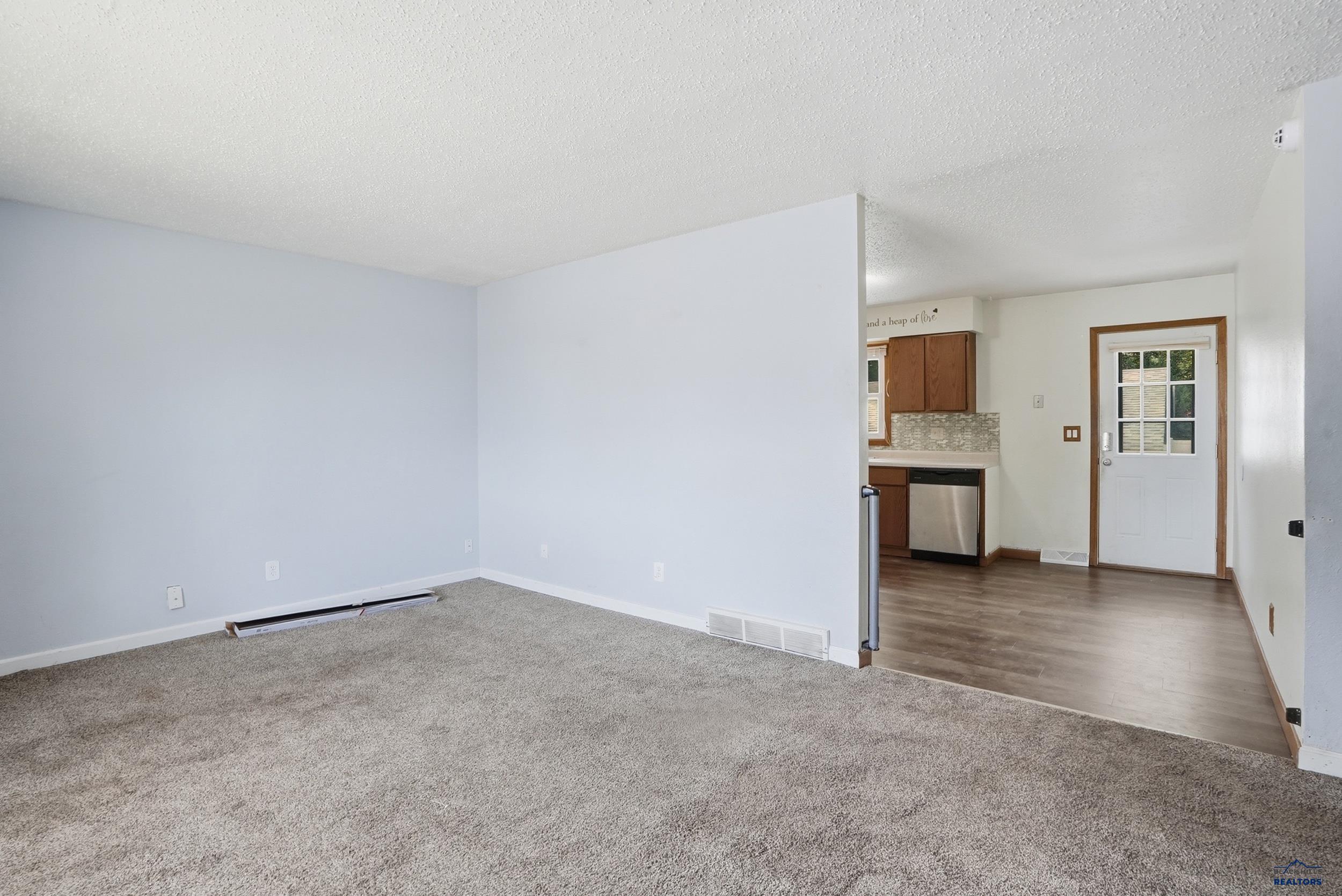 1635 ENNEN DR