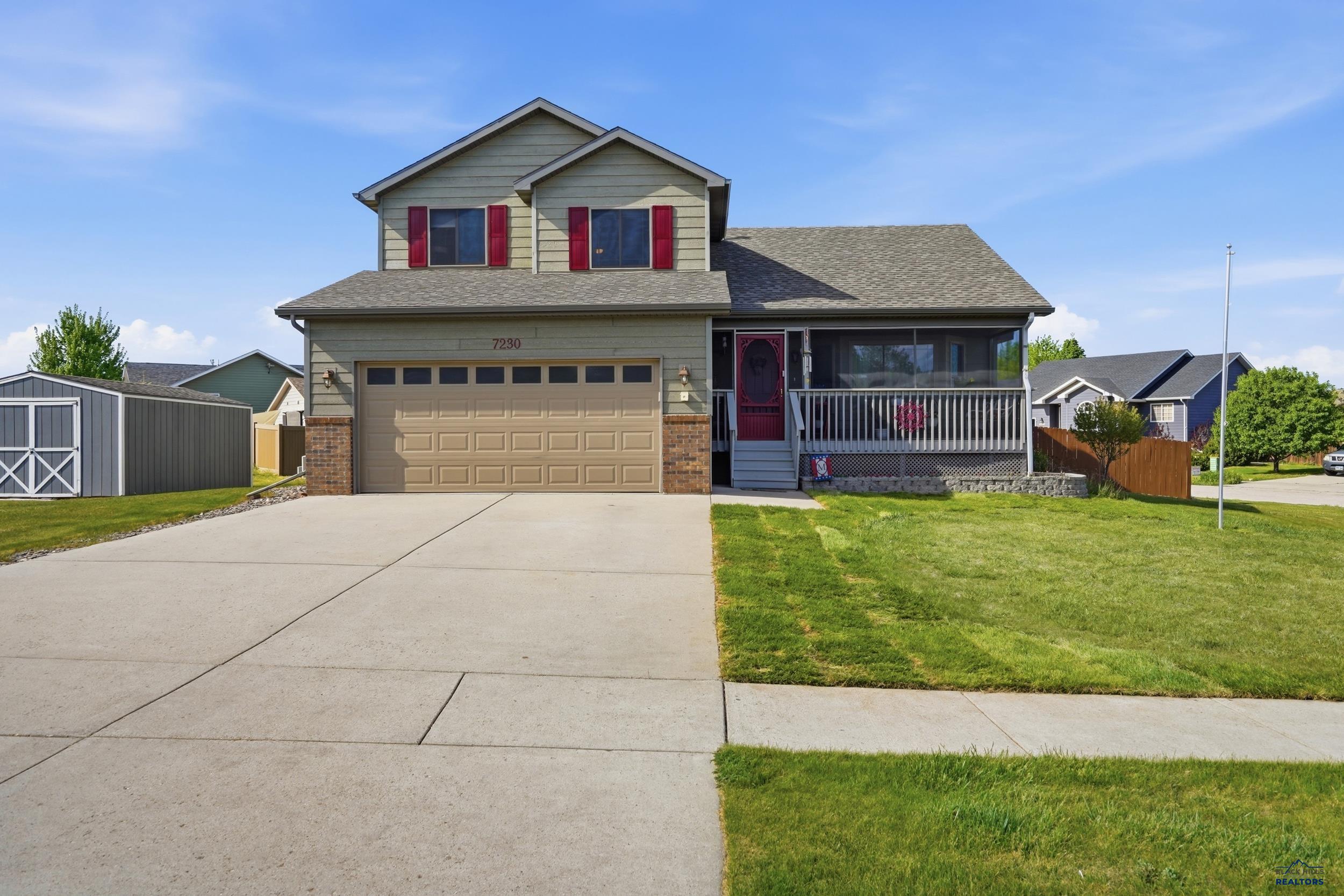 7230 CASTLEWOOD DR