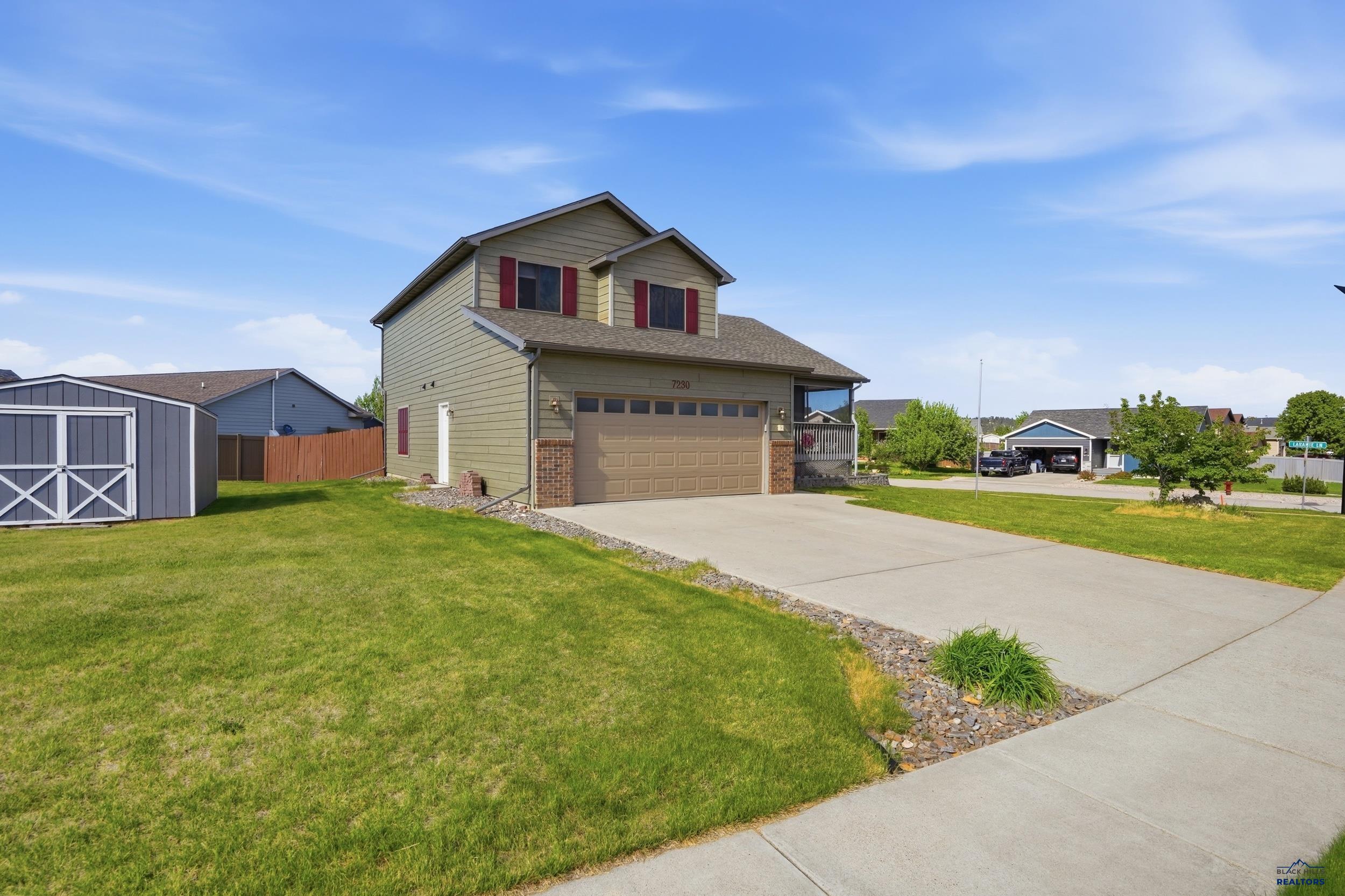 7230 CASTLEWOOD DR