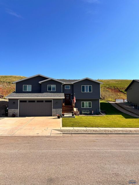 2659 MEADOWS DR Sturgis SD 57785