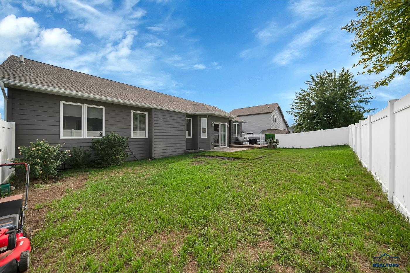 173 SAVOY CIRCLE