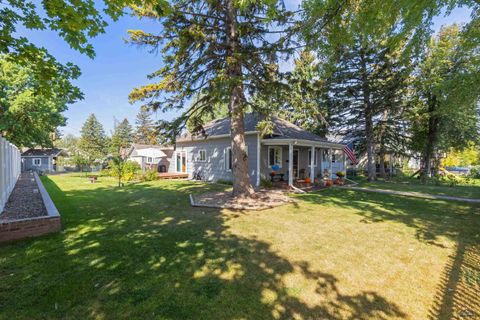 1417 PINE STREET Sturgis SD 57785