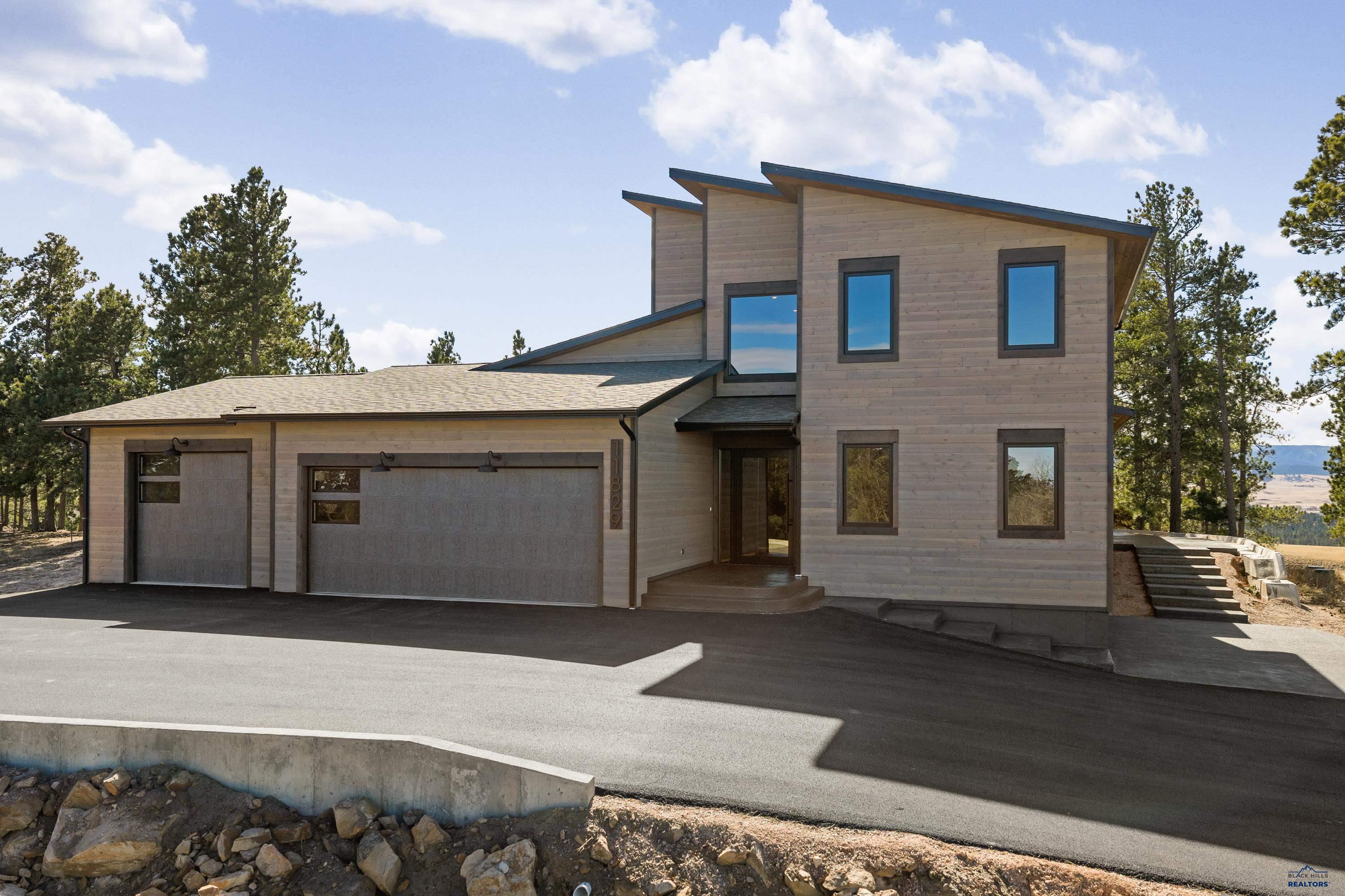 11829 VALLEY VIEW CIRCLE