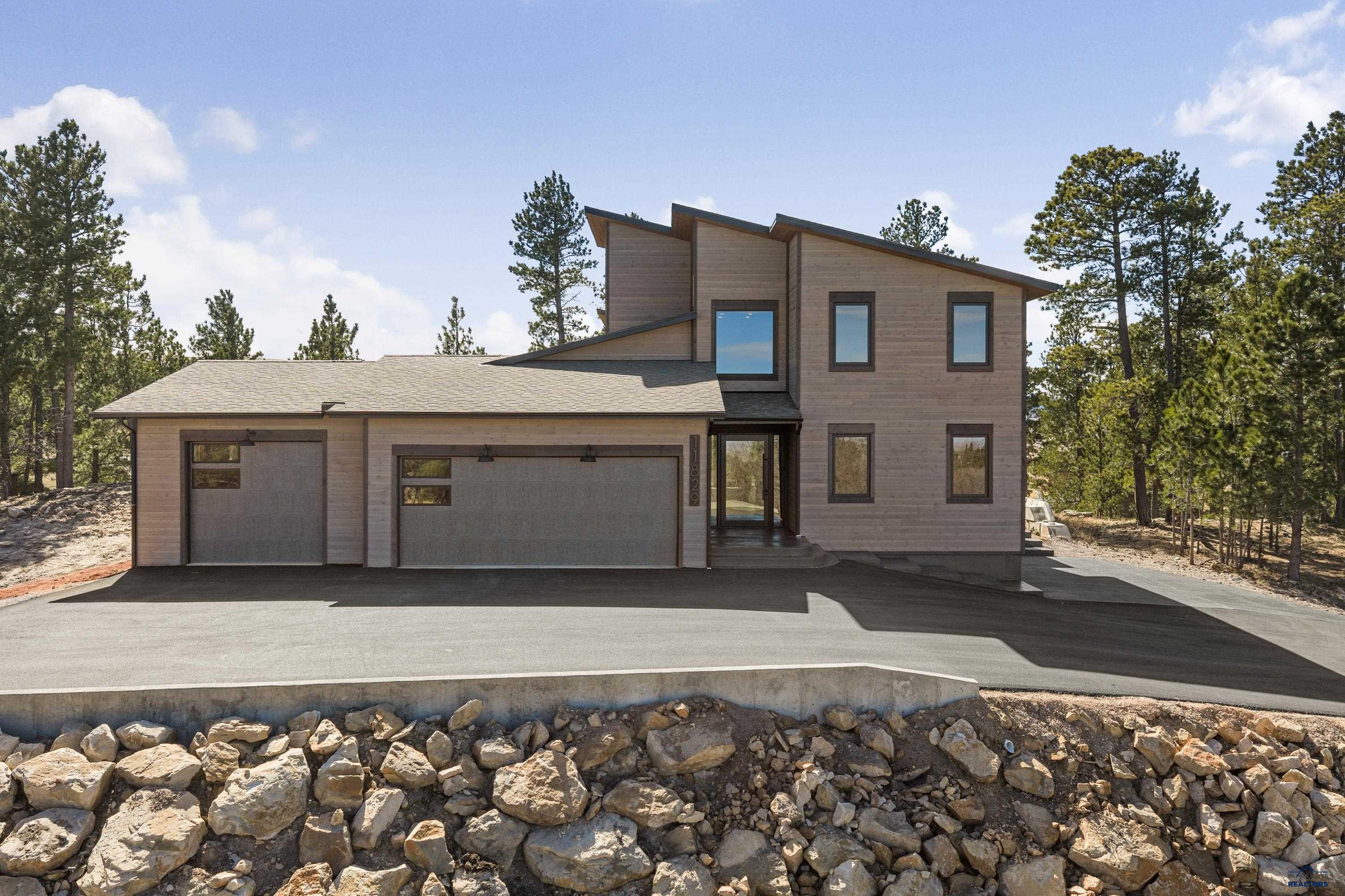 11829 VALLEY VIEW CIRCLE