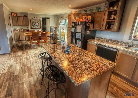 5 HIGH NOON CT, SUNDANCE, WY 82729 - Image 430fb1313fecb3dfd38cfe8492e20e2c/3044482611