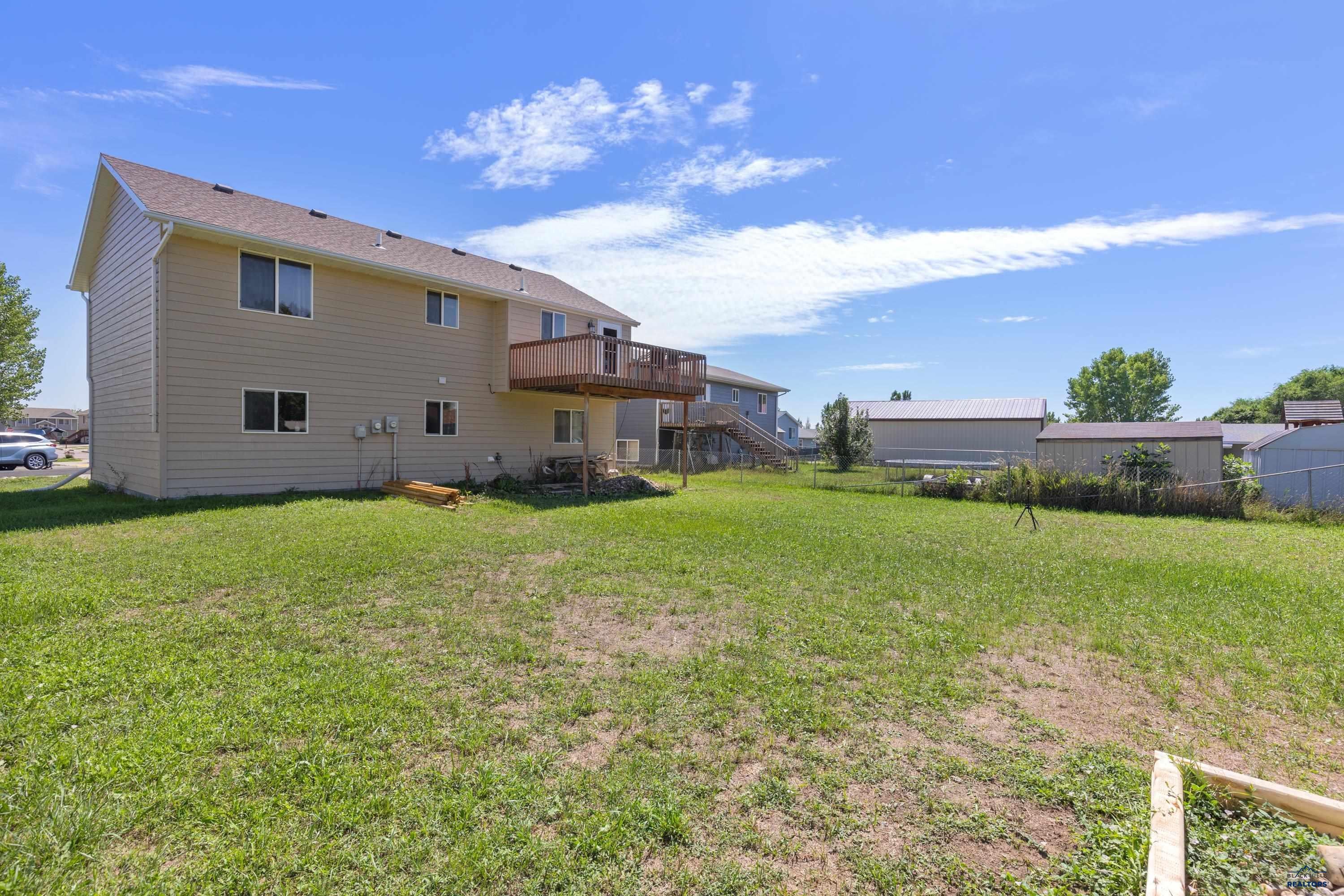 2657 LEOLA LN