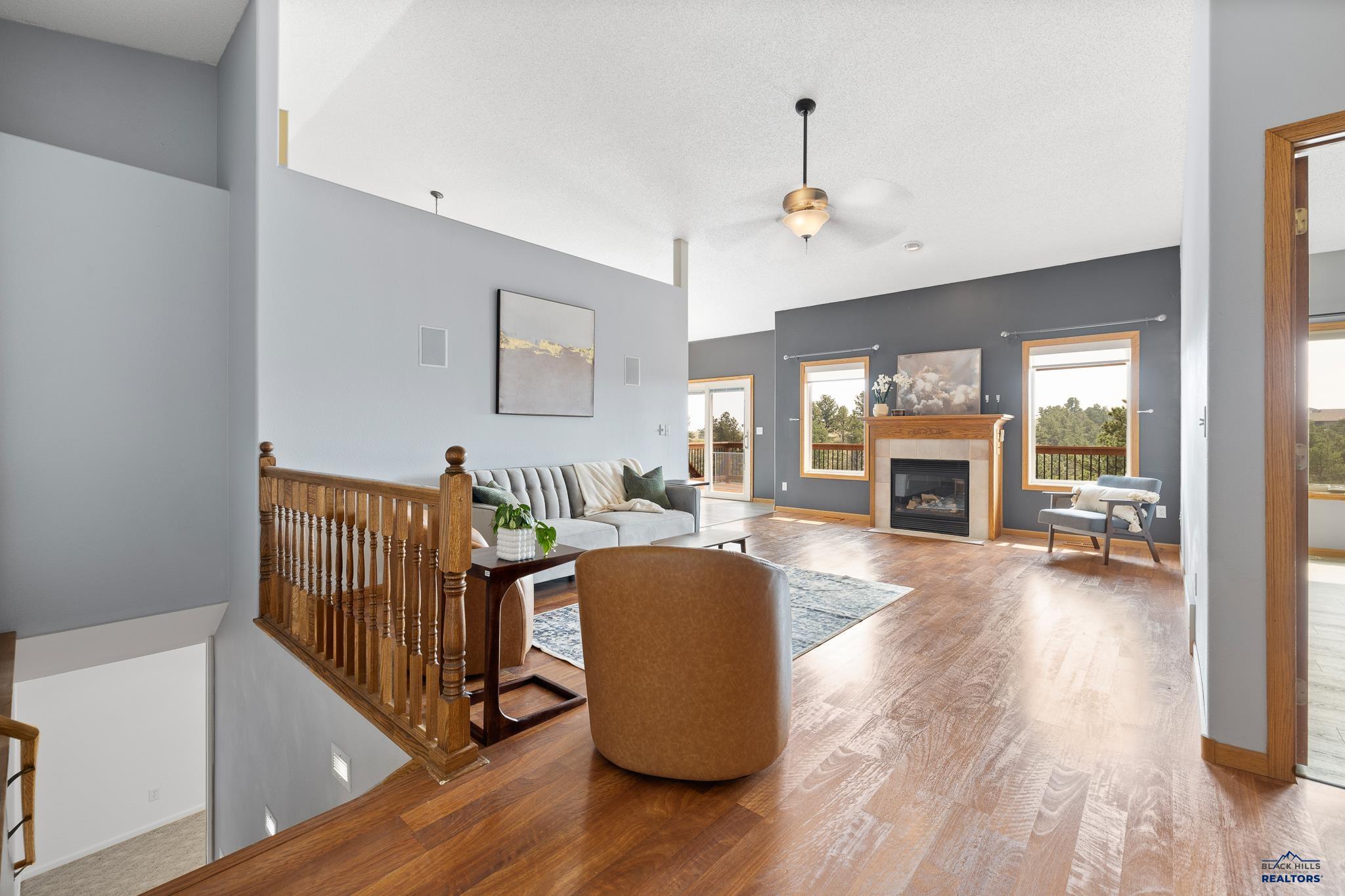 1413 EDINBOROUGH DR