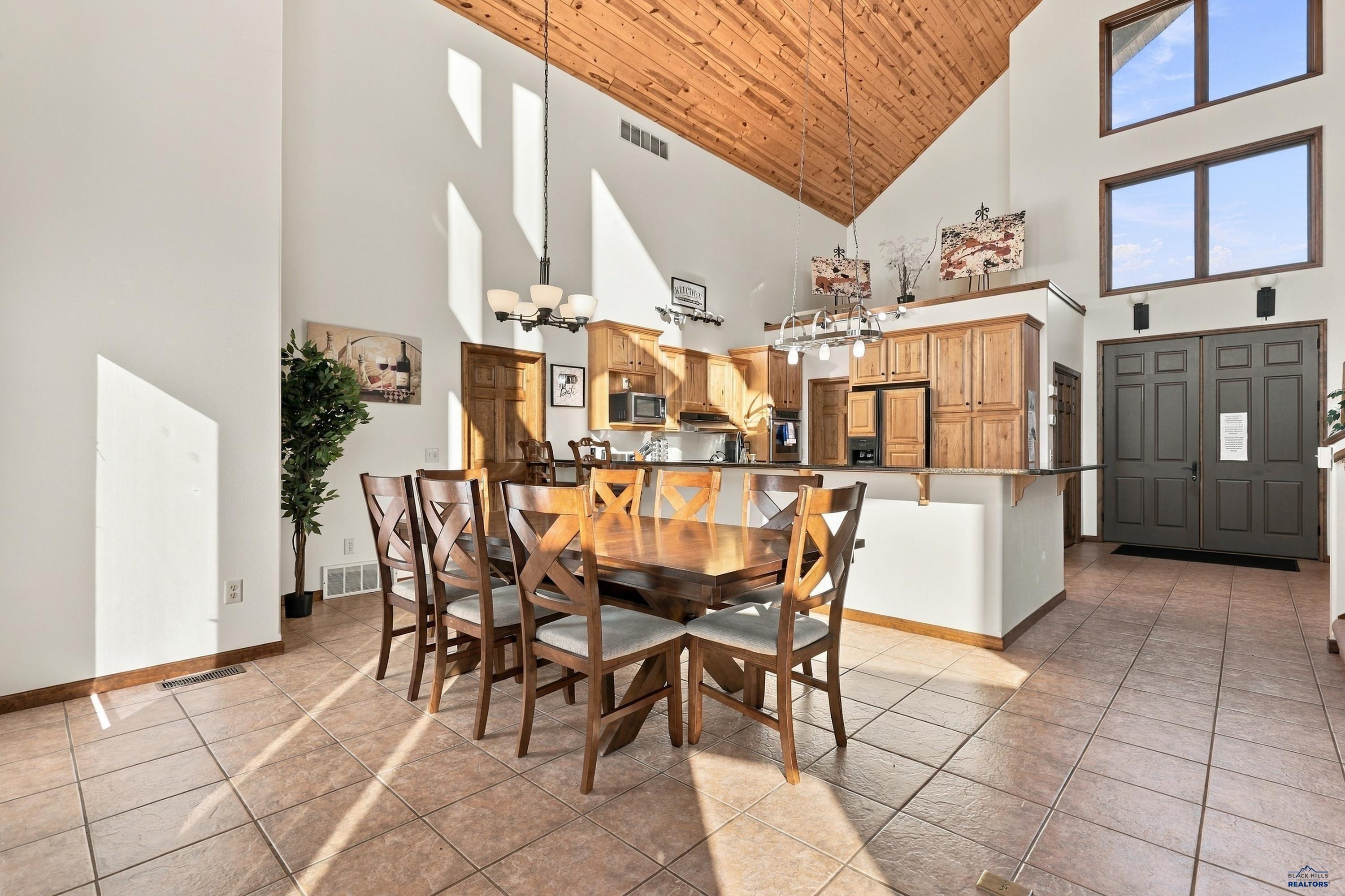 12607 PINE SHADOWS RD