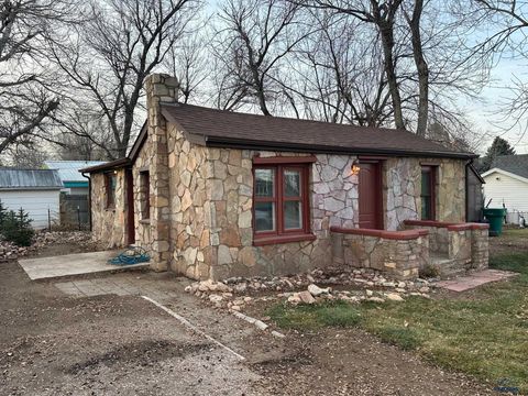 1839 PINE Sturgis SD 57785