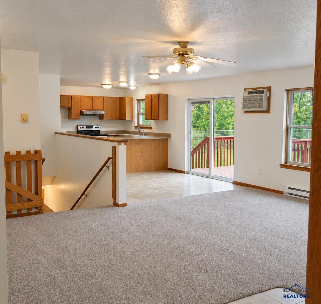 920 SUMMIT