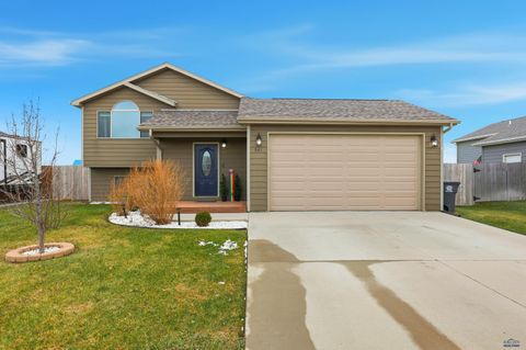 541 PRIDE CT Box Elder SD 57719