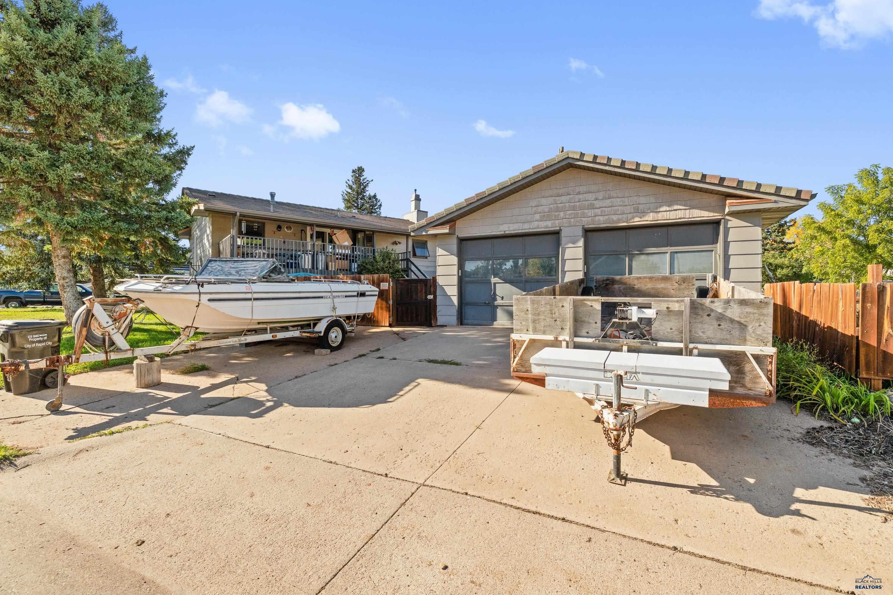 2212 ELMHURST DR