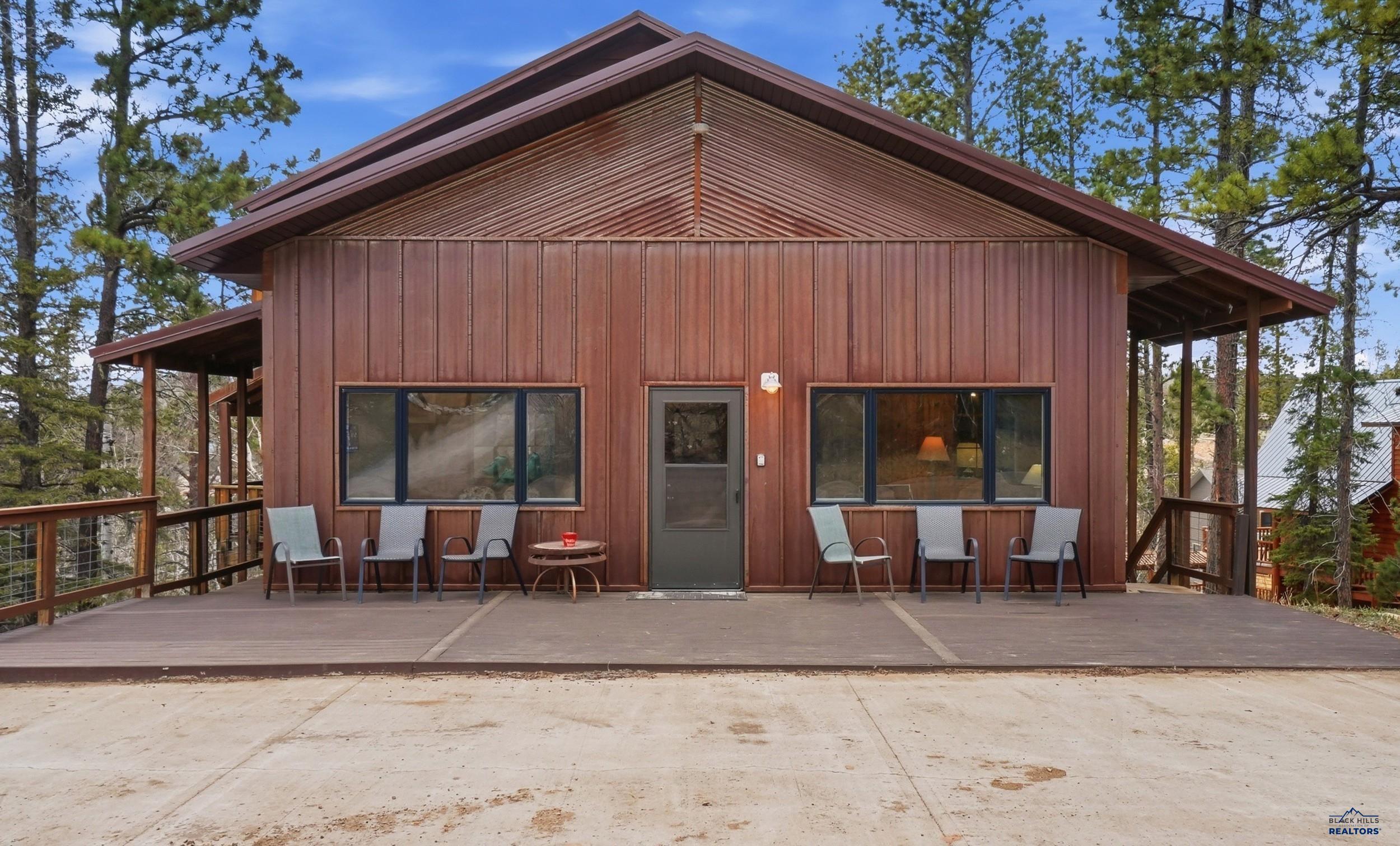 21179 LOOKOUT TRAIL