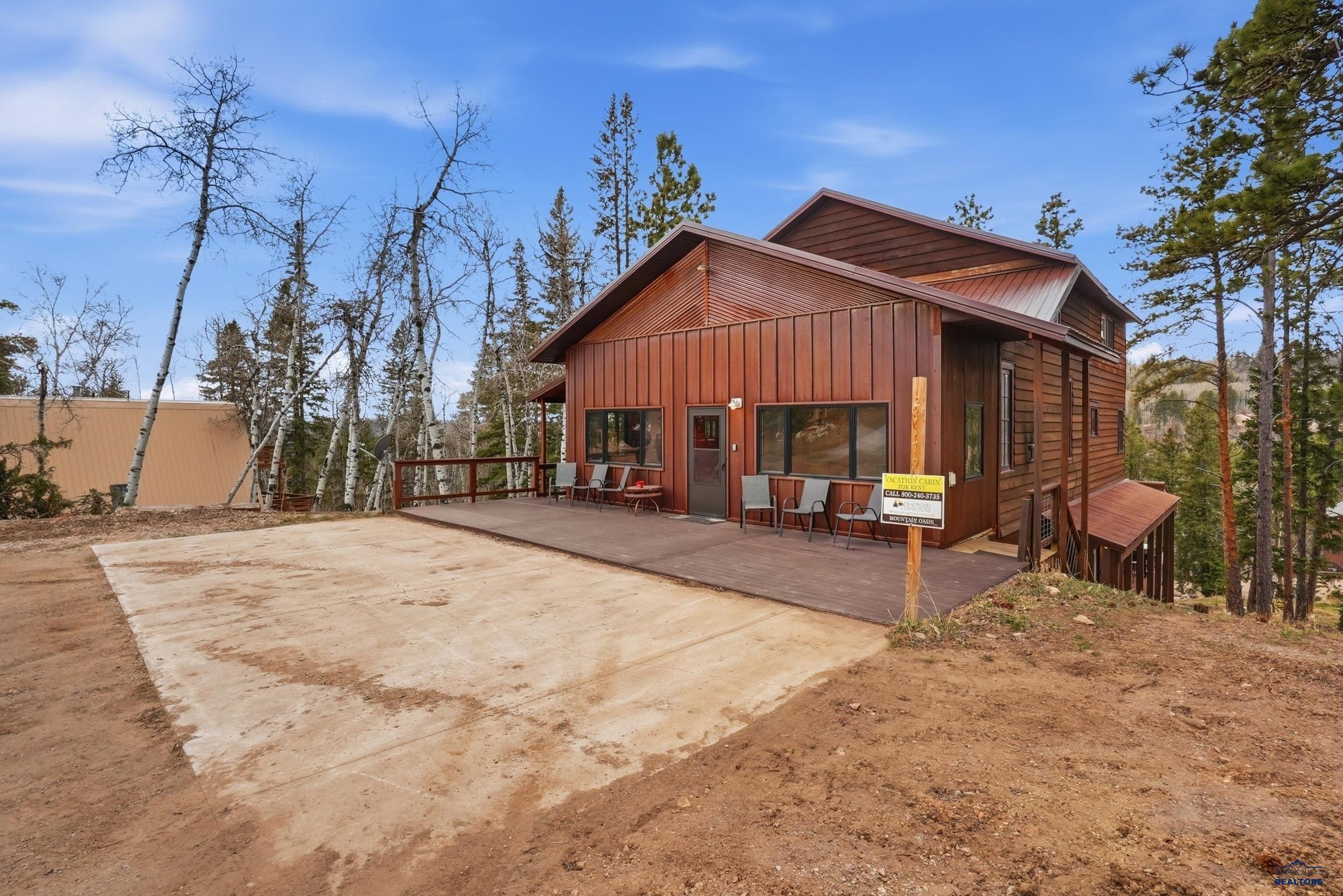 21179 LOOKOUT TRAIL