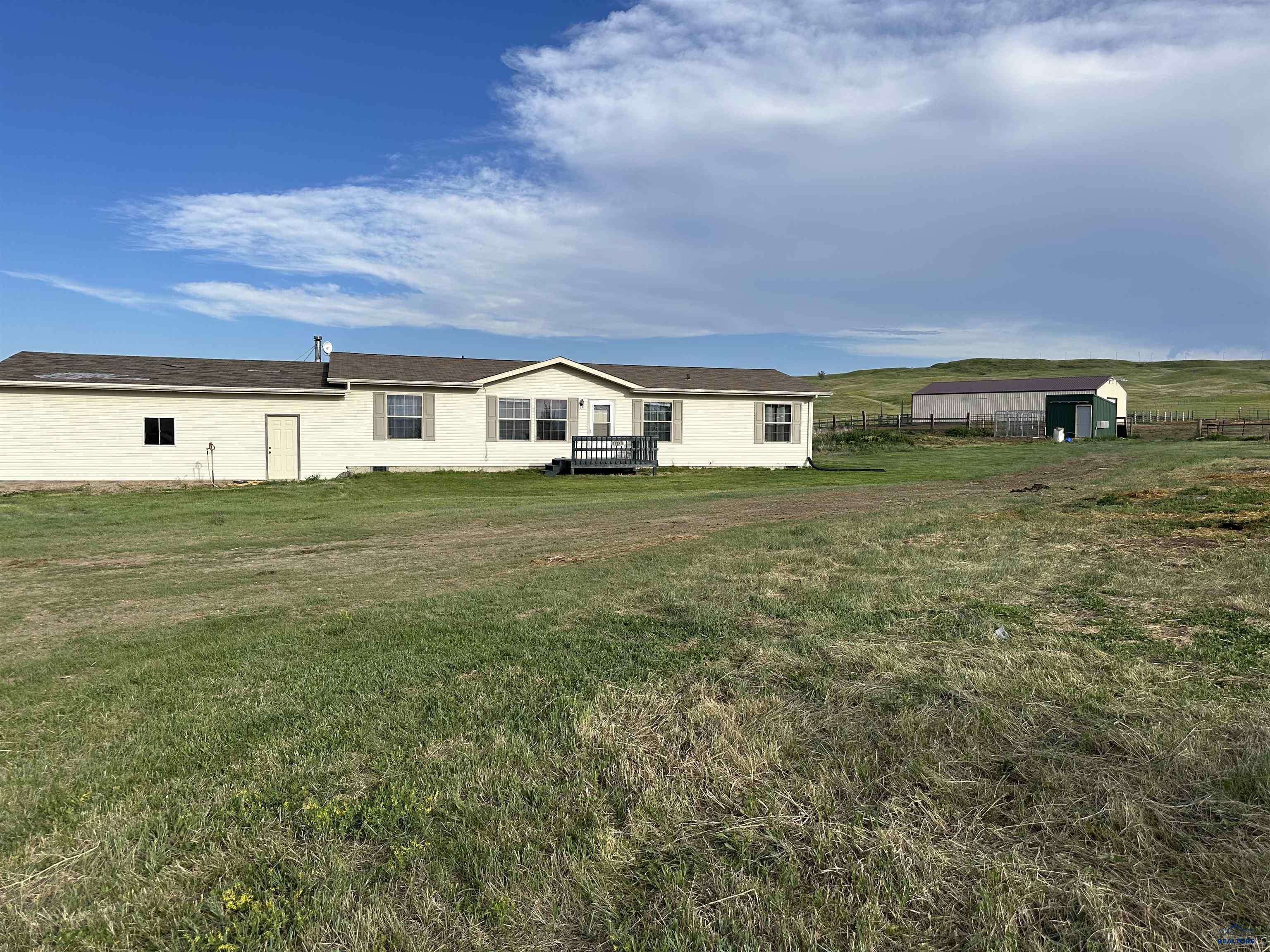 22240 SCHOOL RD