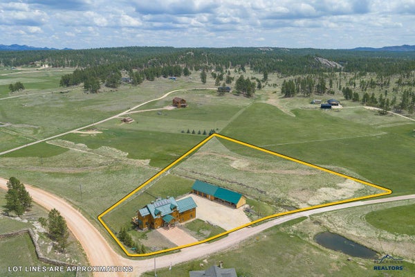 11892 KATHRINE CT, CUSTER, SD 57730 - Image 4aaa5595983c2f35545aa9ea2d41ee80/1959510230