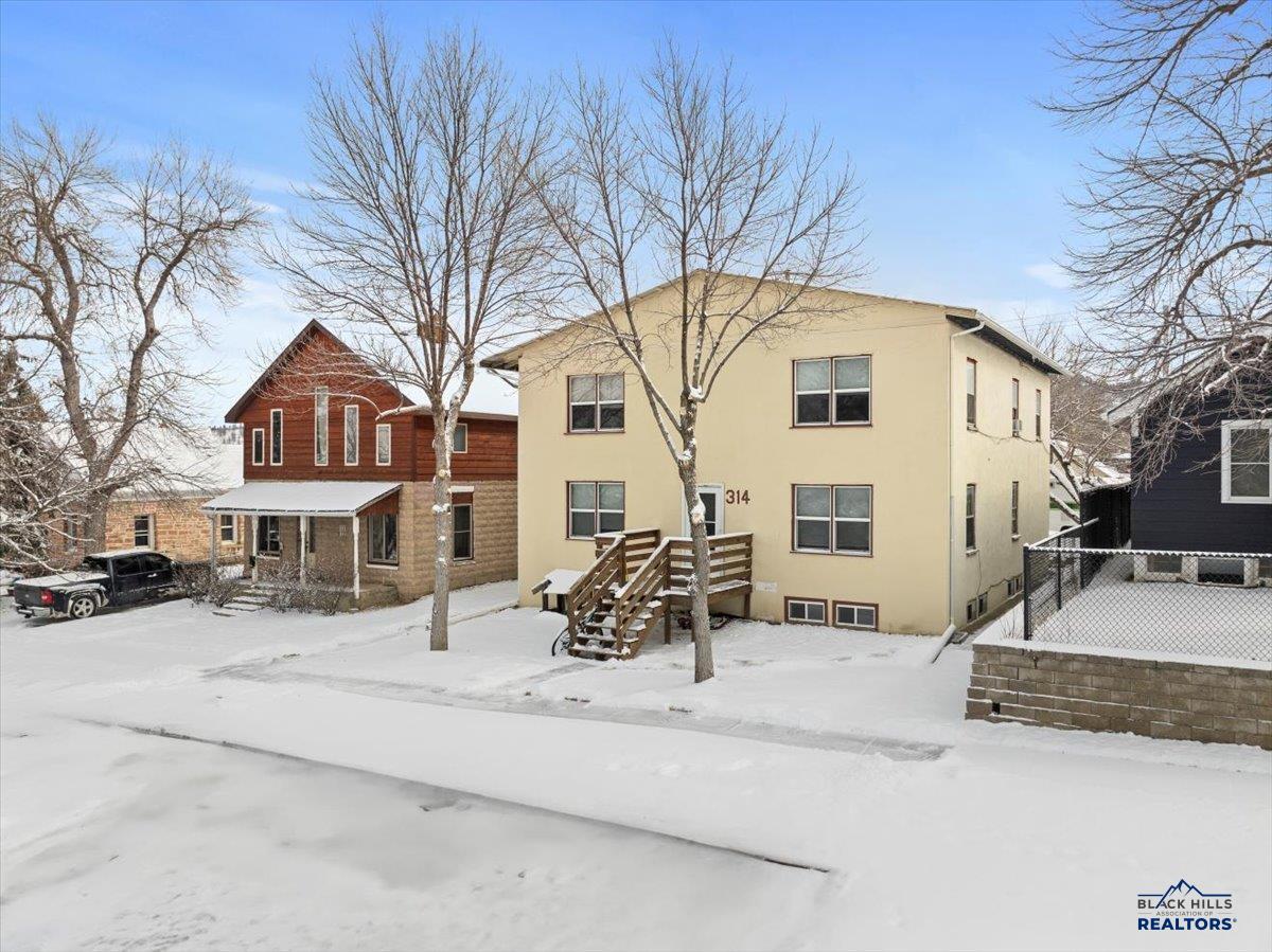 Photo 1 of 21 — 314 5TH ST, Spearfish, SD 57783