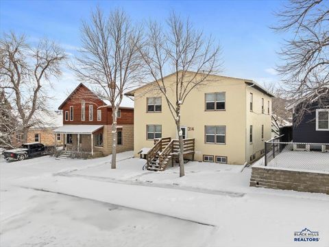 314 5TH ST Spearfish SD 57783