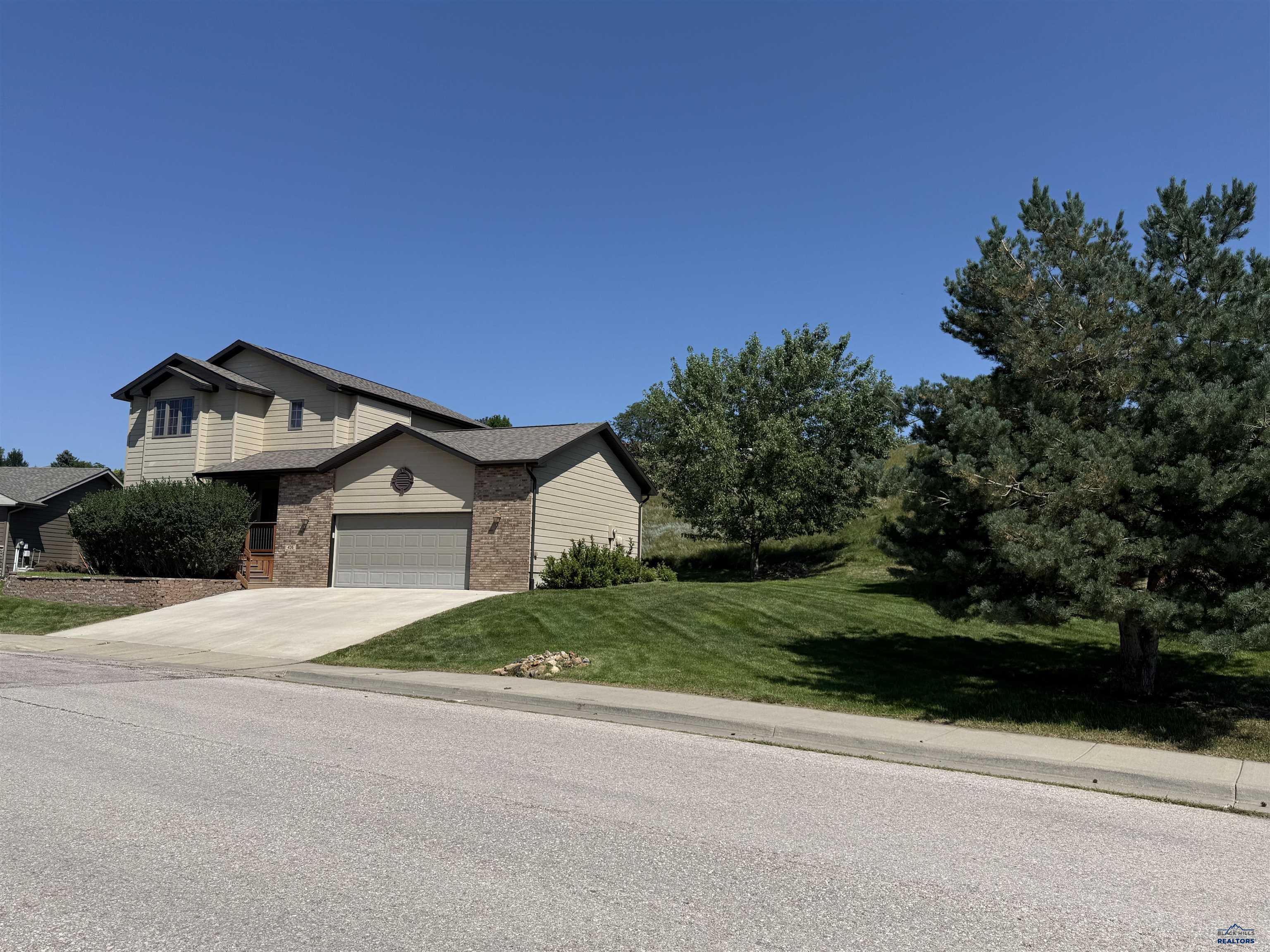 436 MIDDLE VALLEY DR