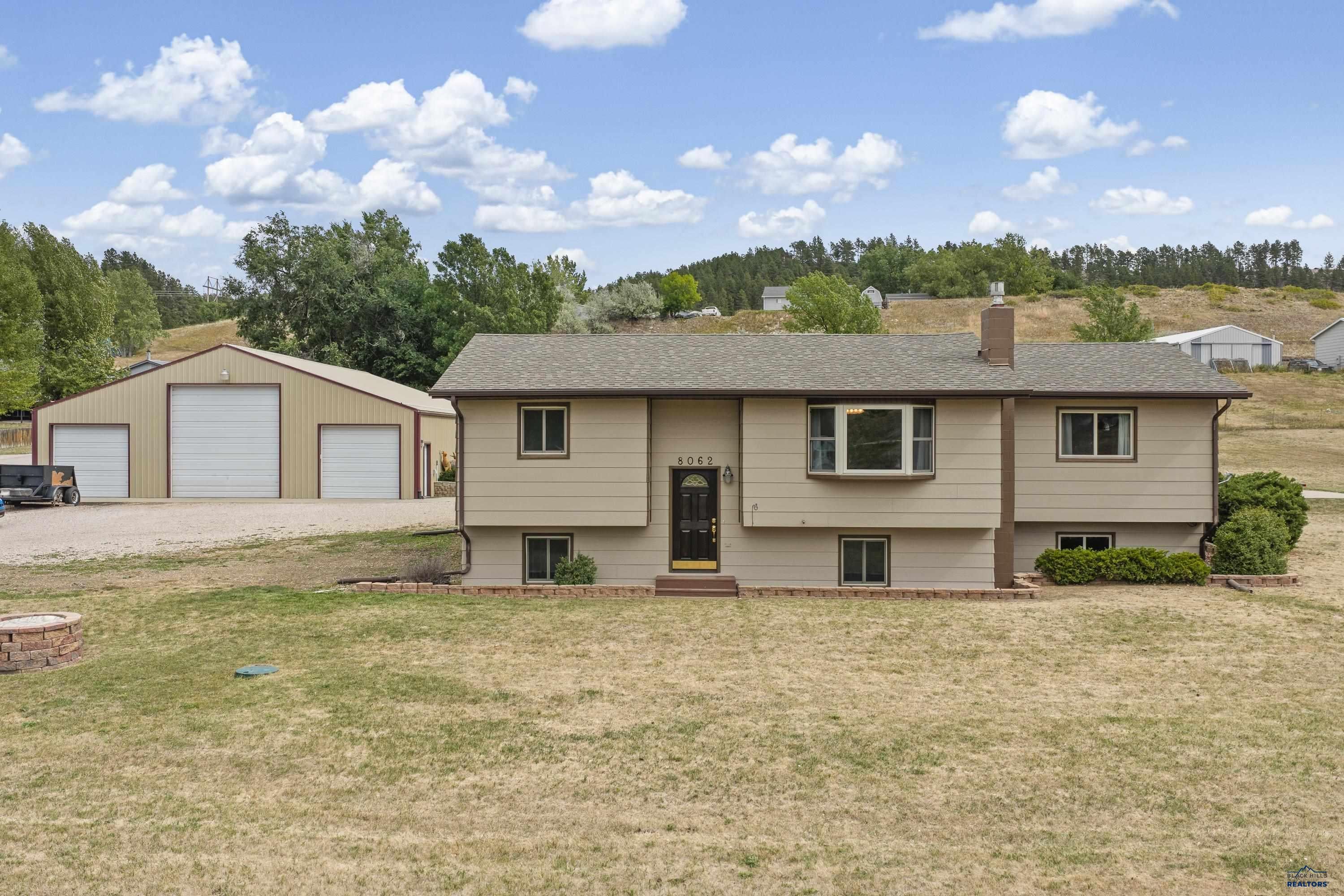 8062 BLUCKSBERG DR