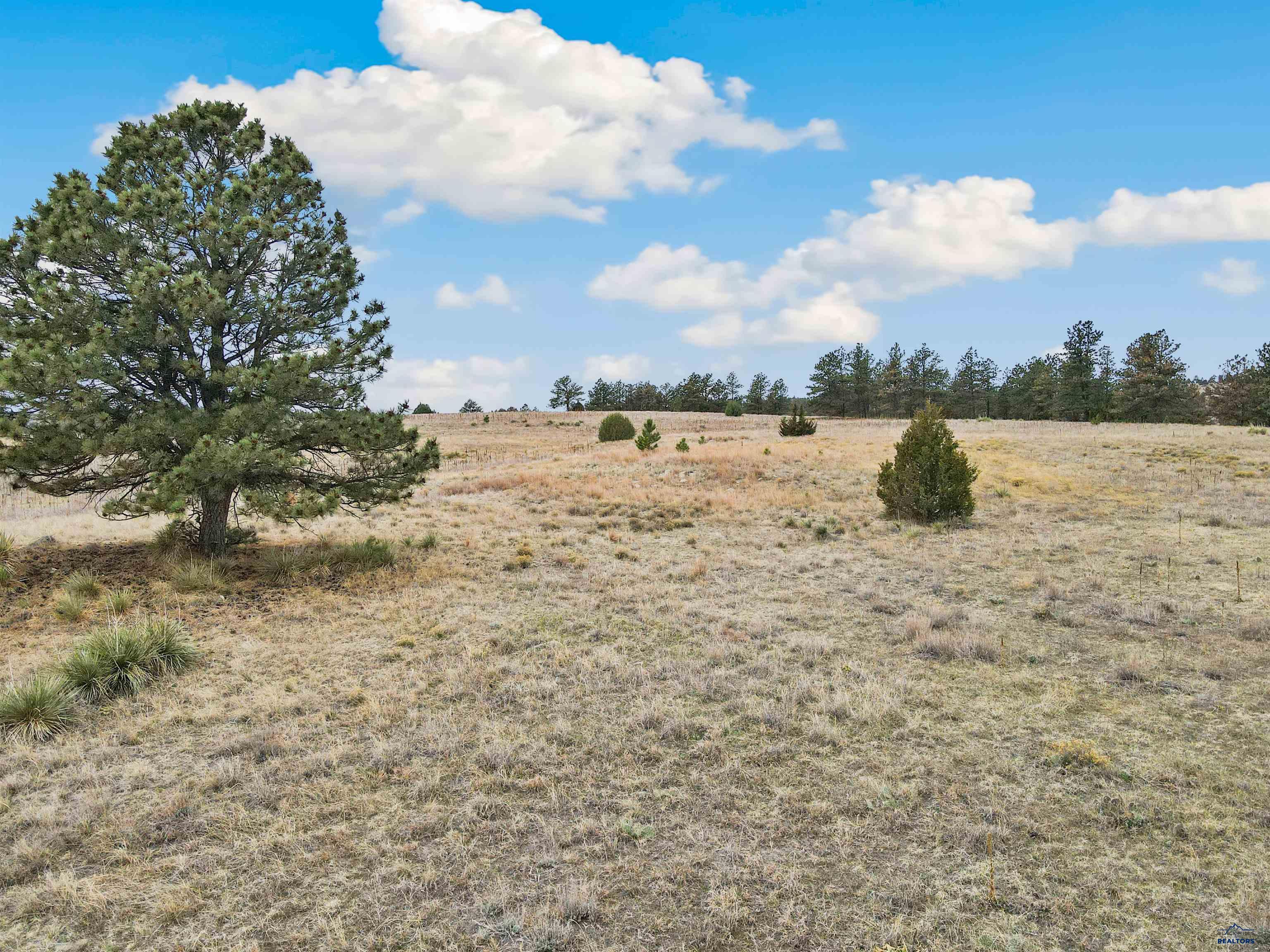 Lot 11 LAKE HILLS RD