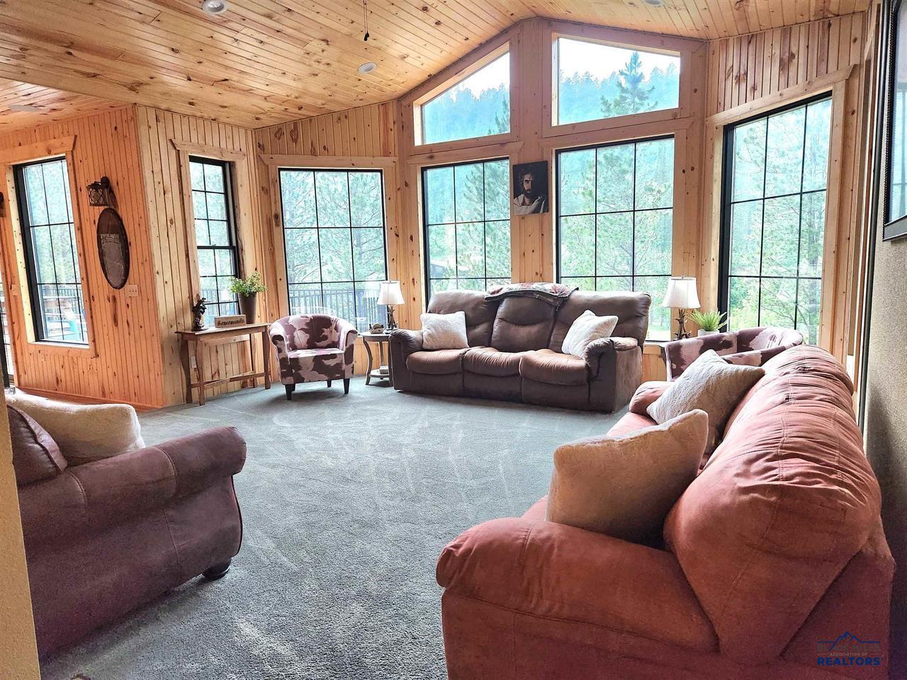 20076 HIGGINS GULCH RD