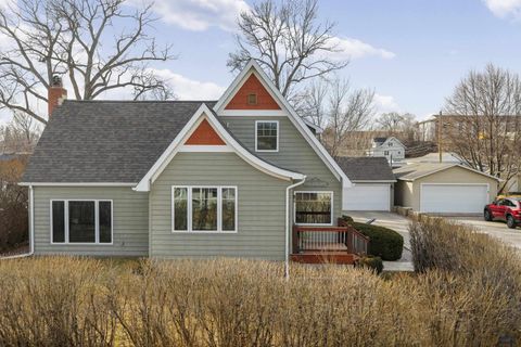 705 HARTER DR Rapid City SD 57702