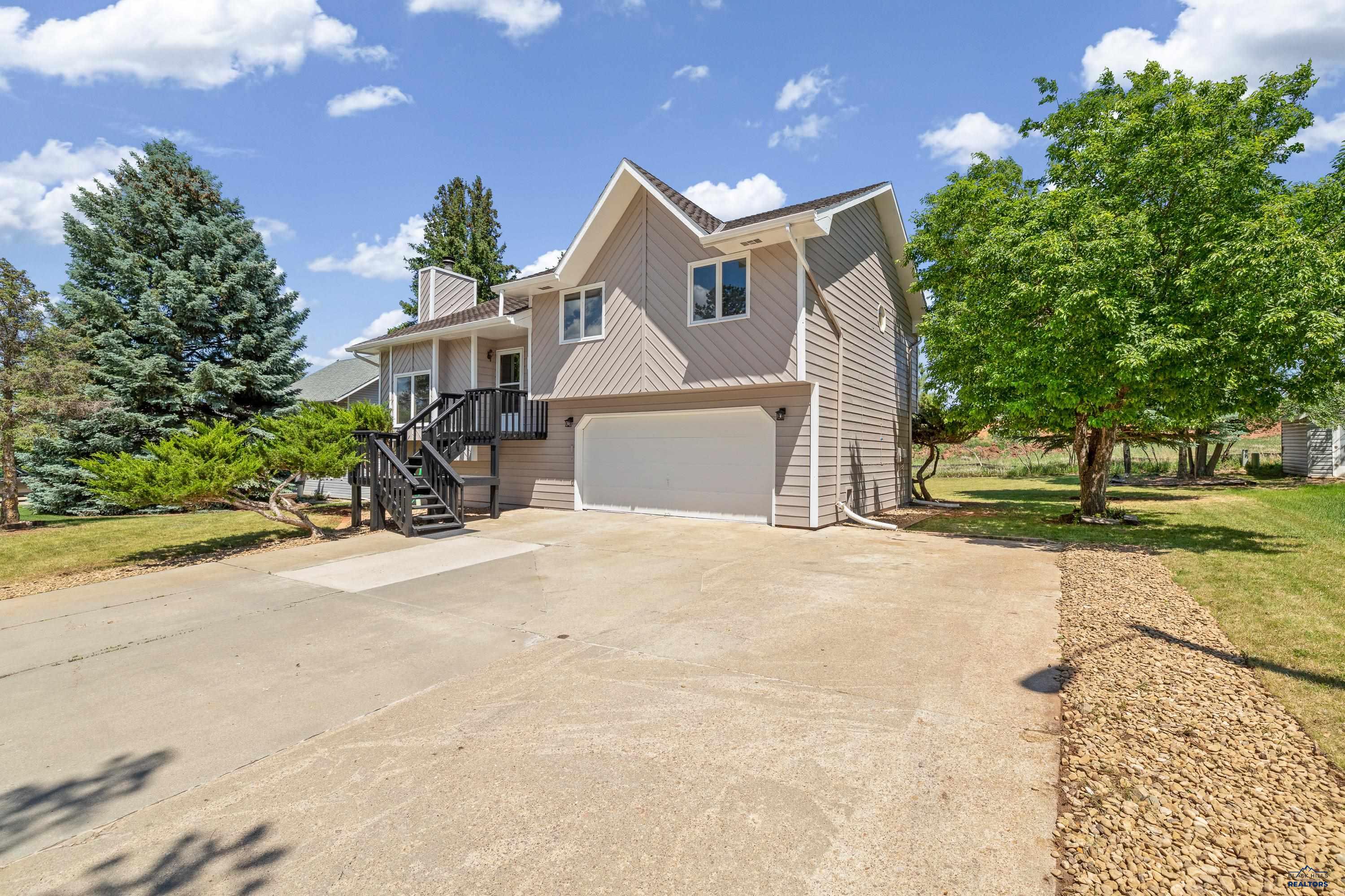 3704 MEADOWBROOK DR