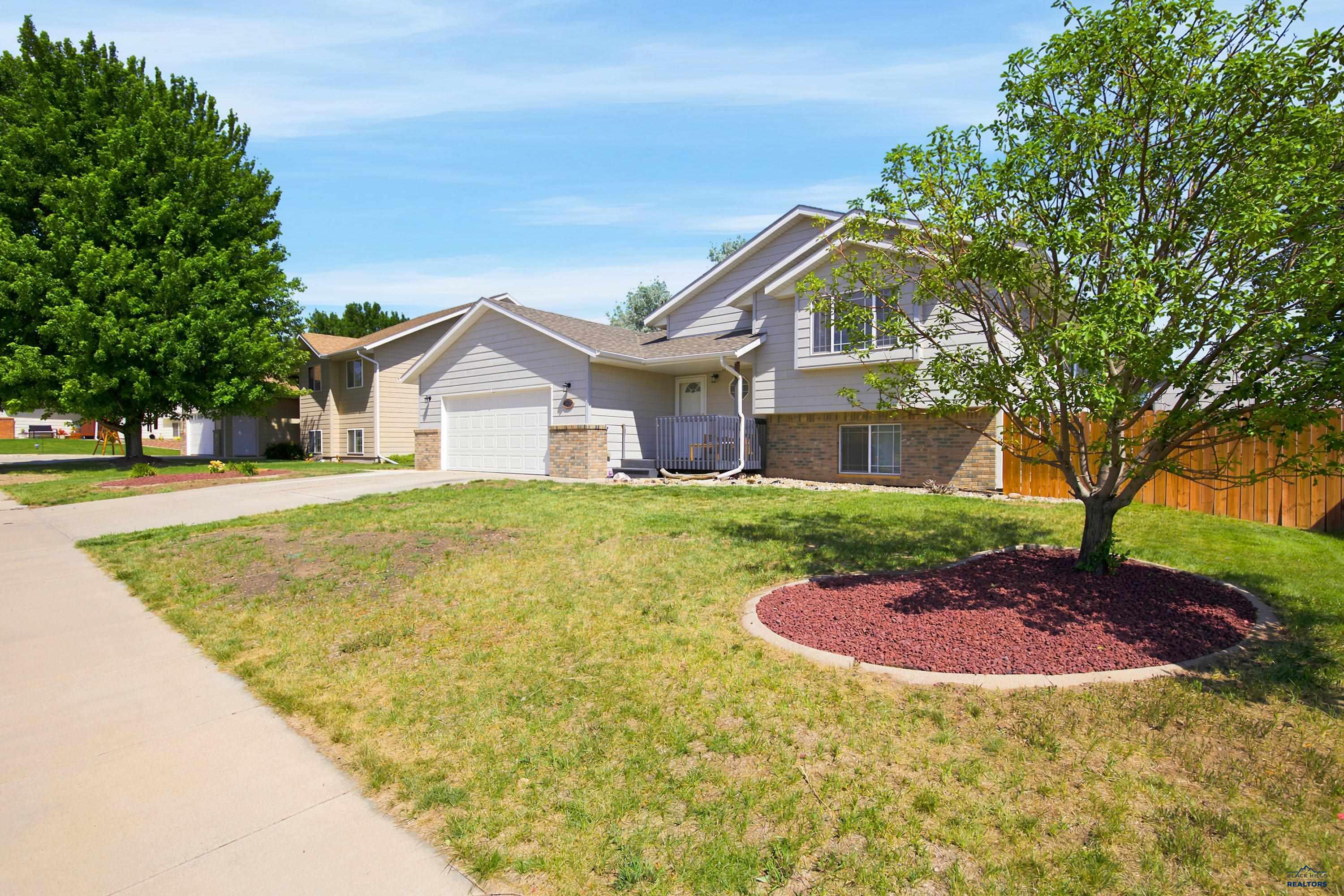 548 FIELD VIEW DR