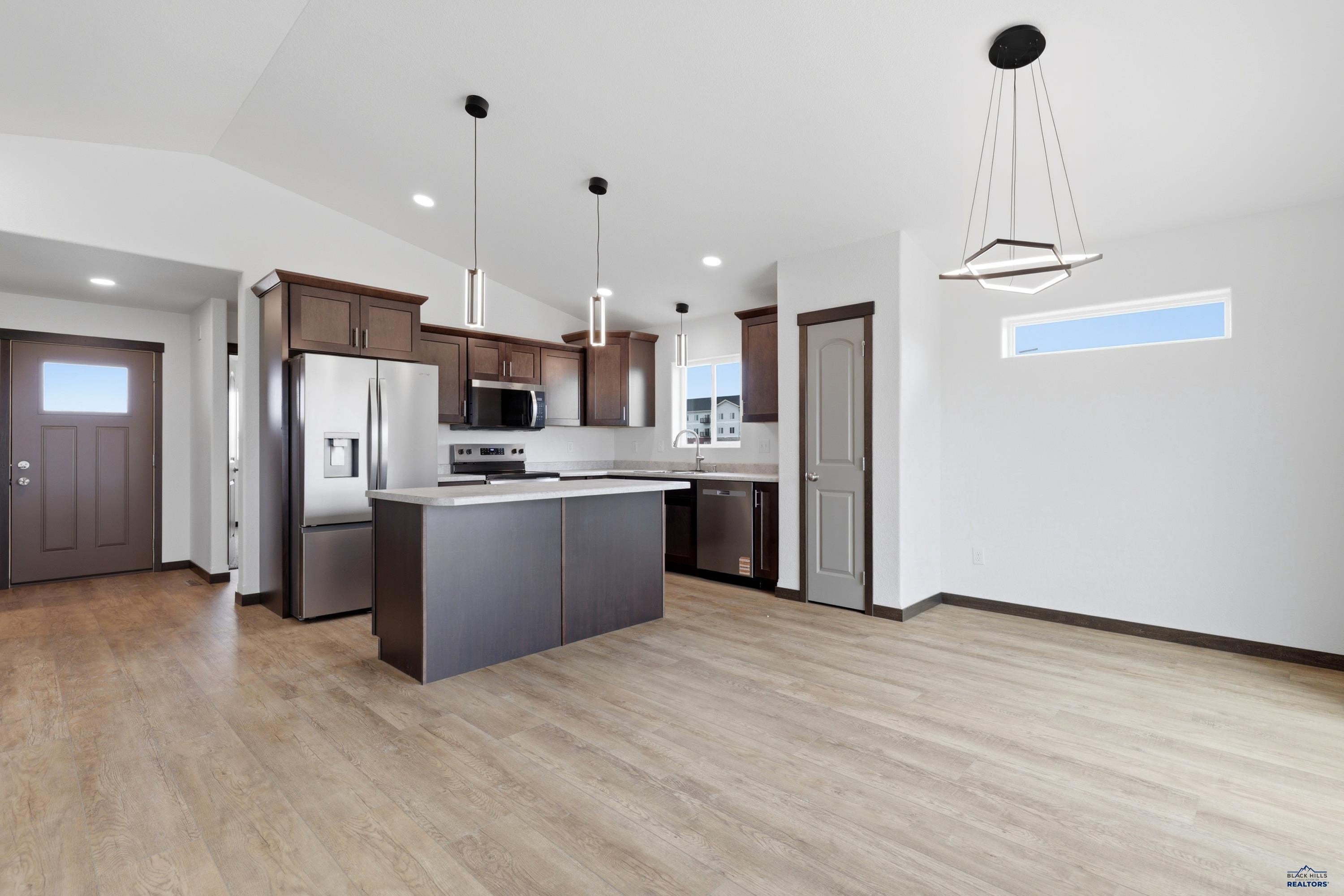 526 DENALI DR