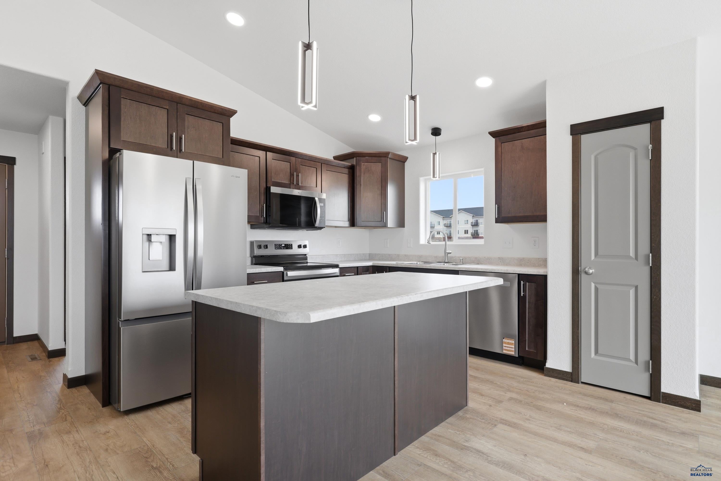 526 DENALI DR