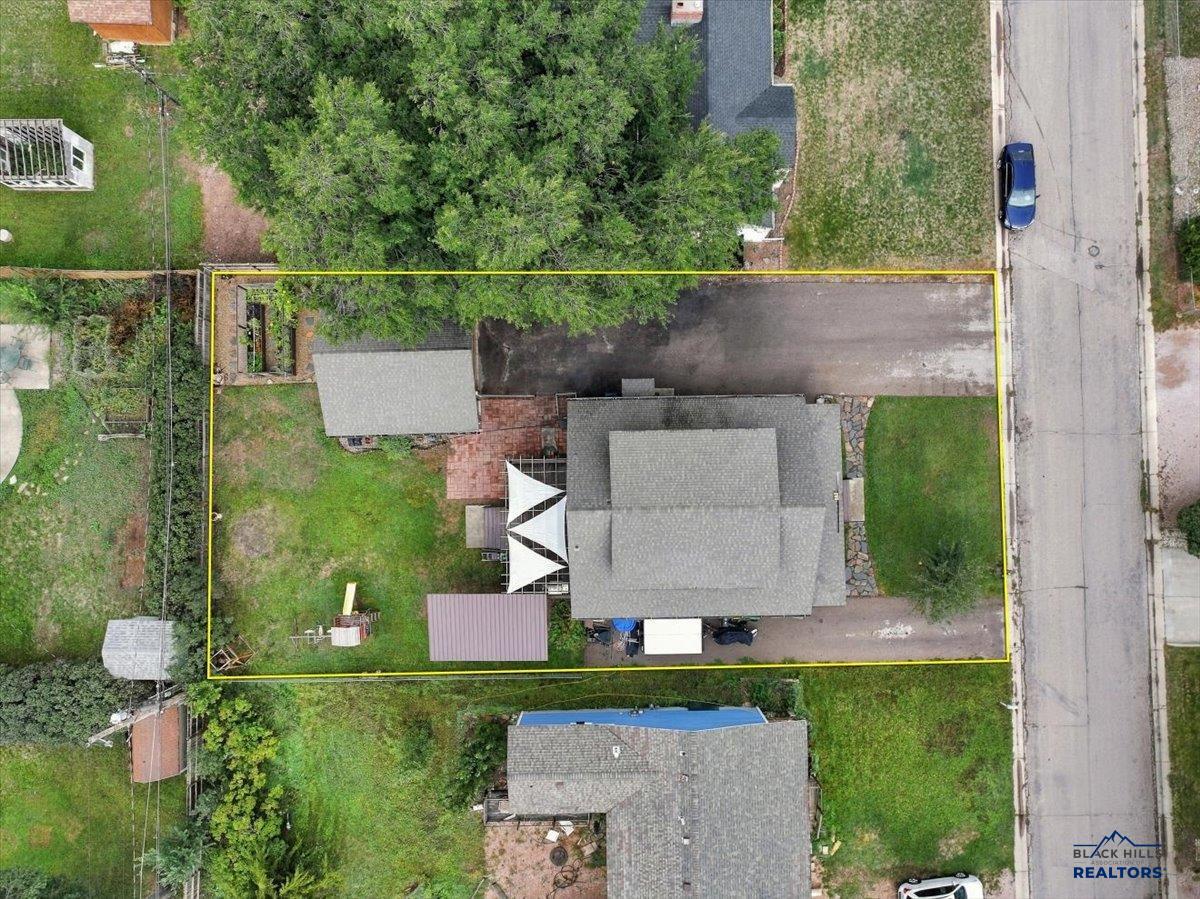 2009 3RD AVE