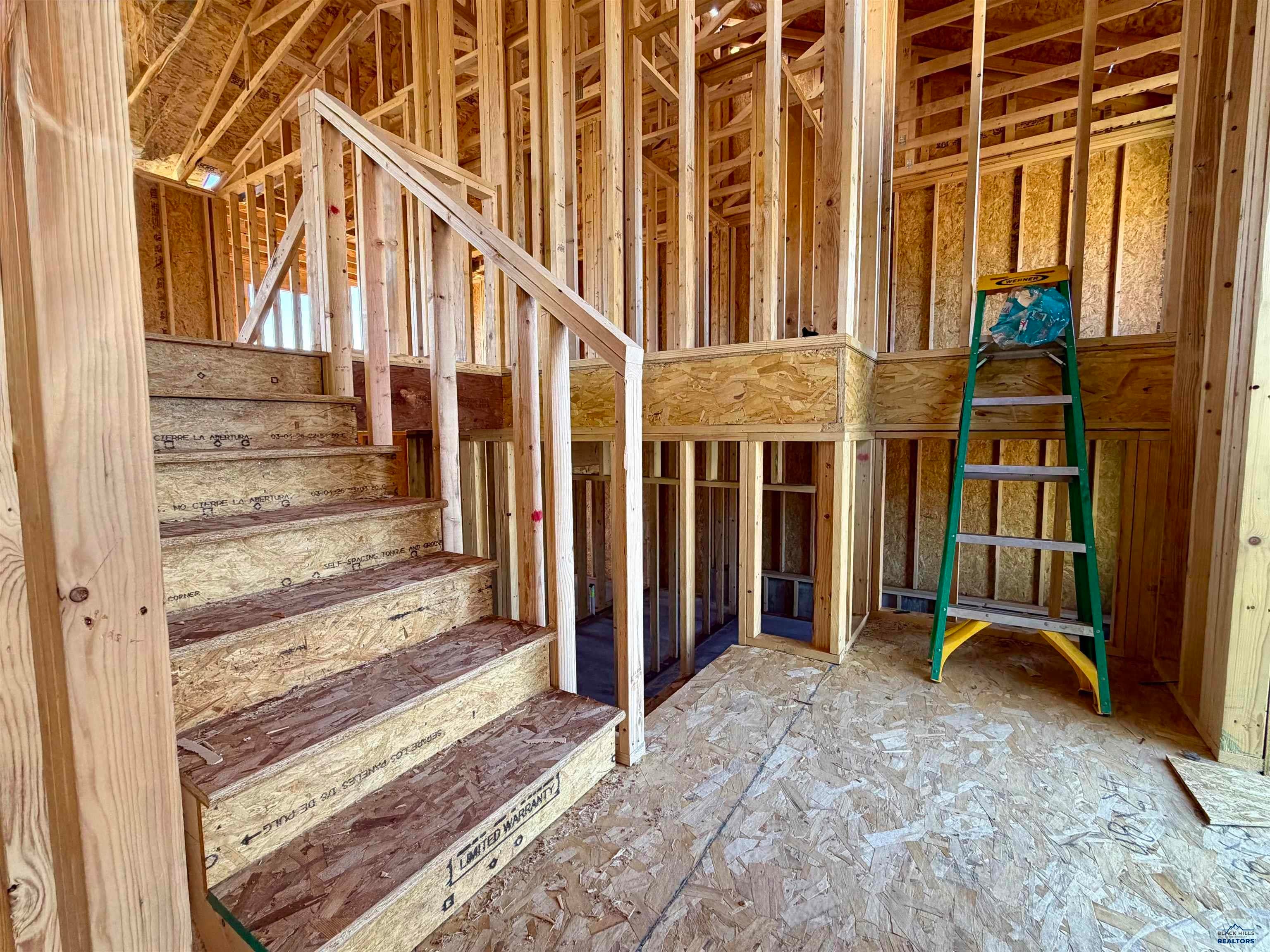 Lot 8 W COUNTRY RD