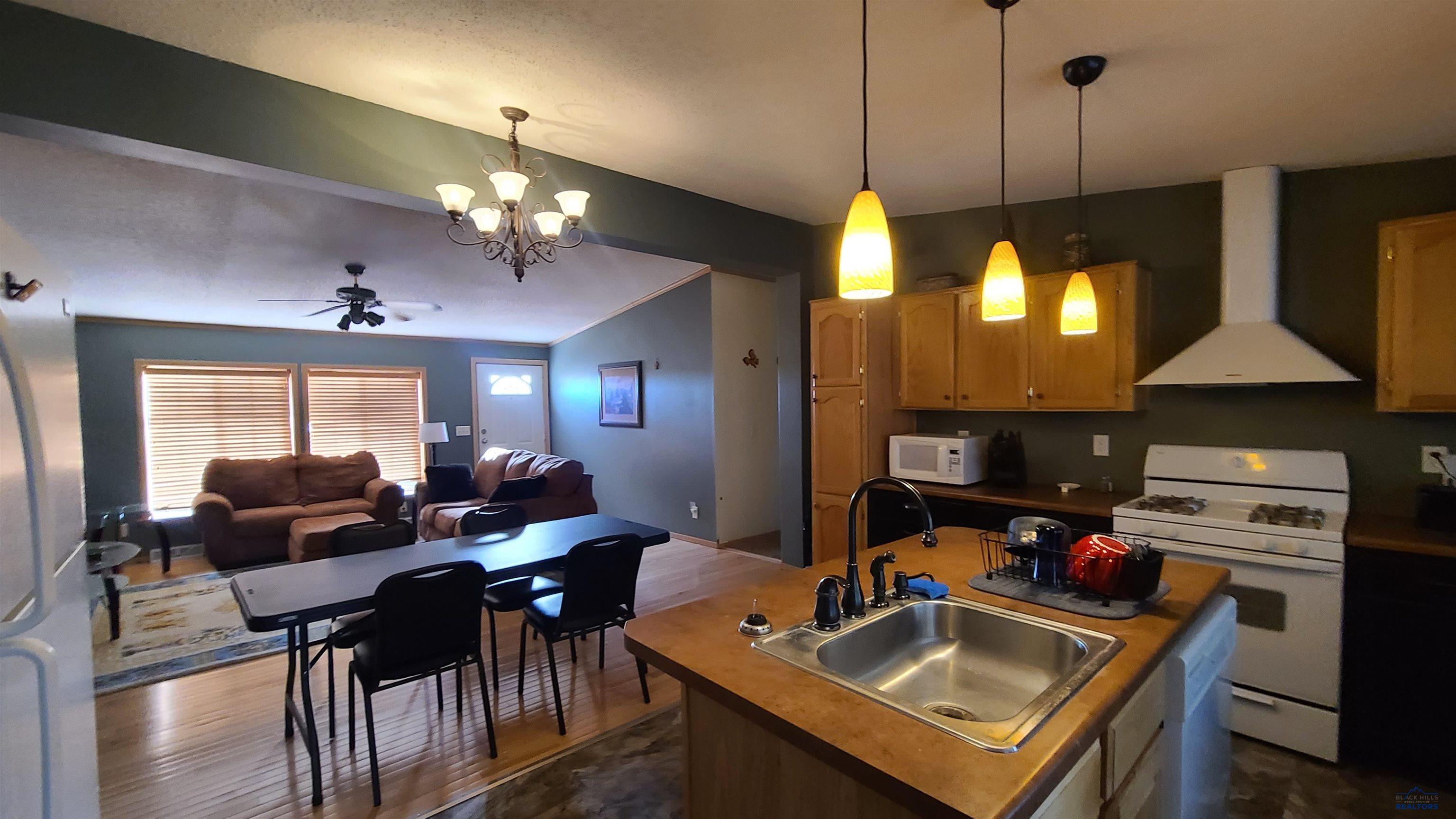 200 ST CLOUD