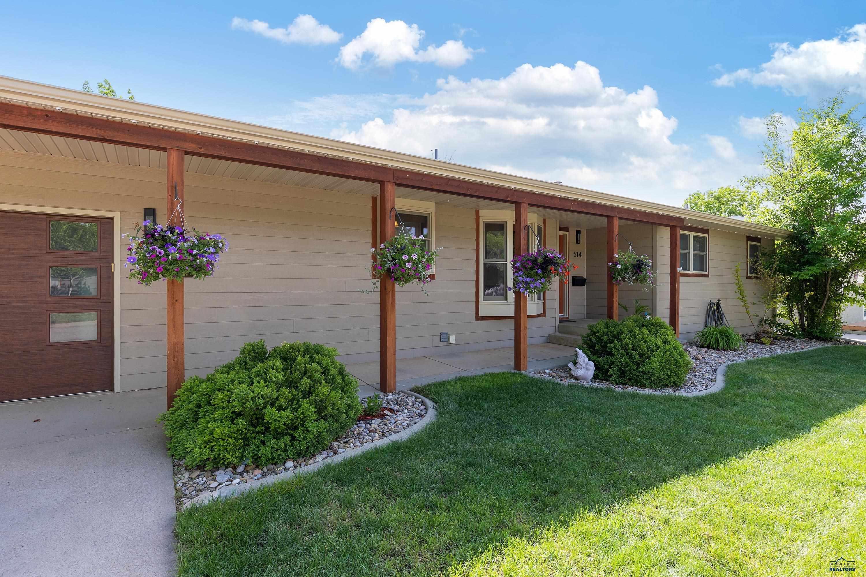 514 BELMONT DR