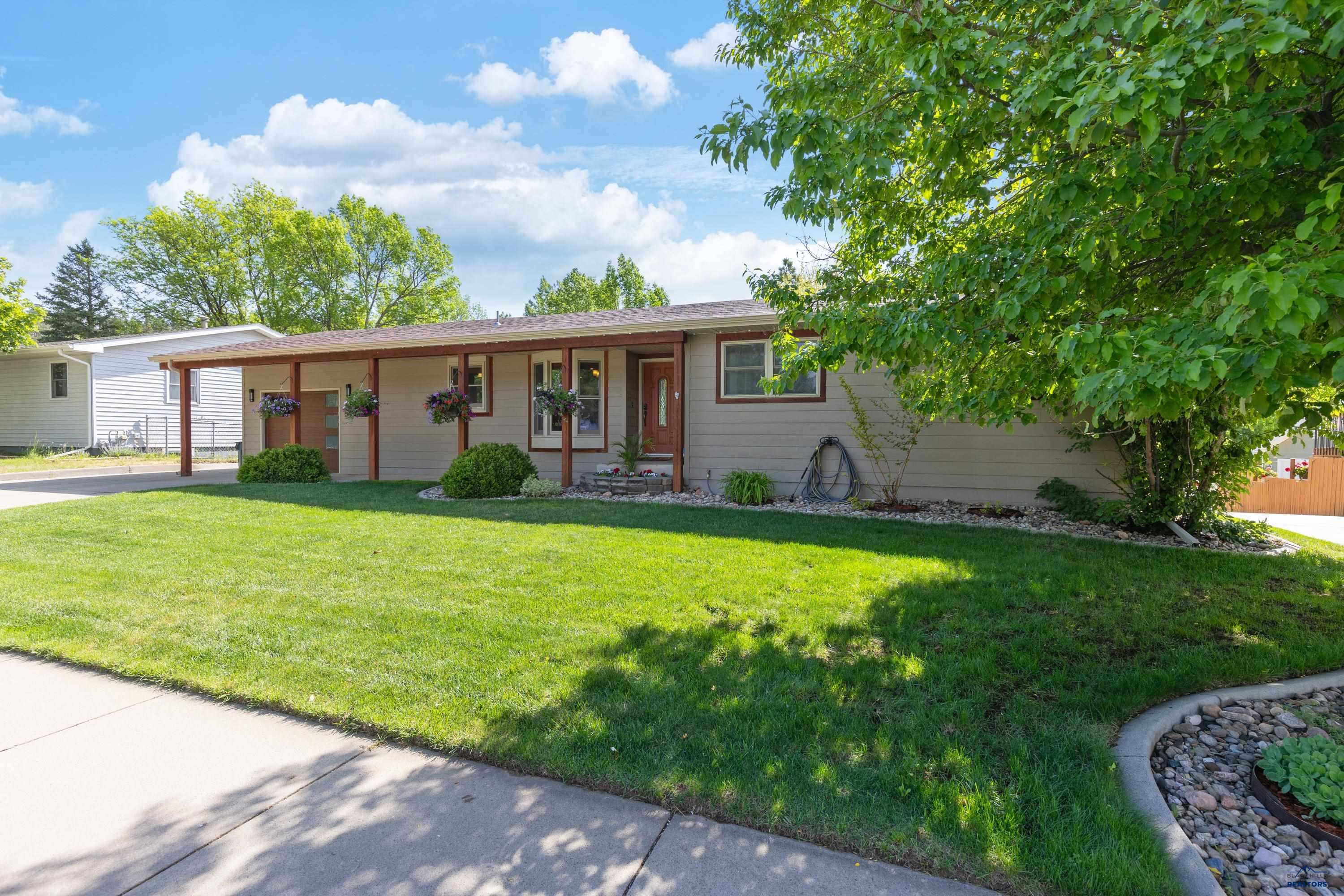 514 BELMONT DR
