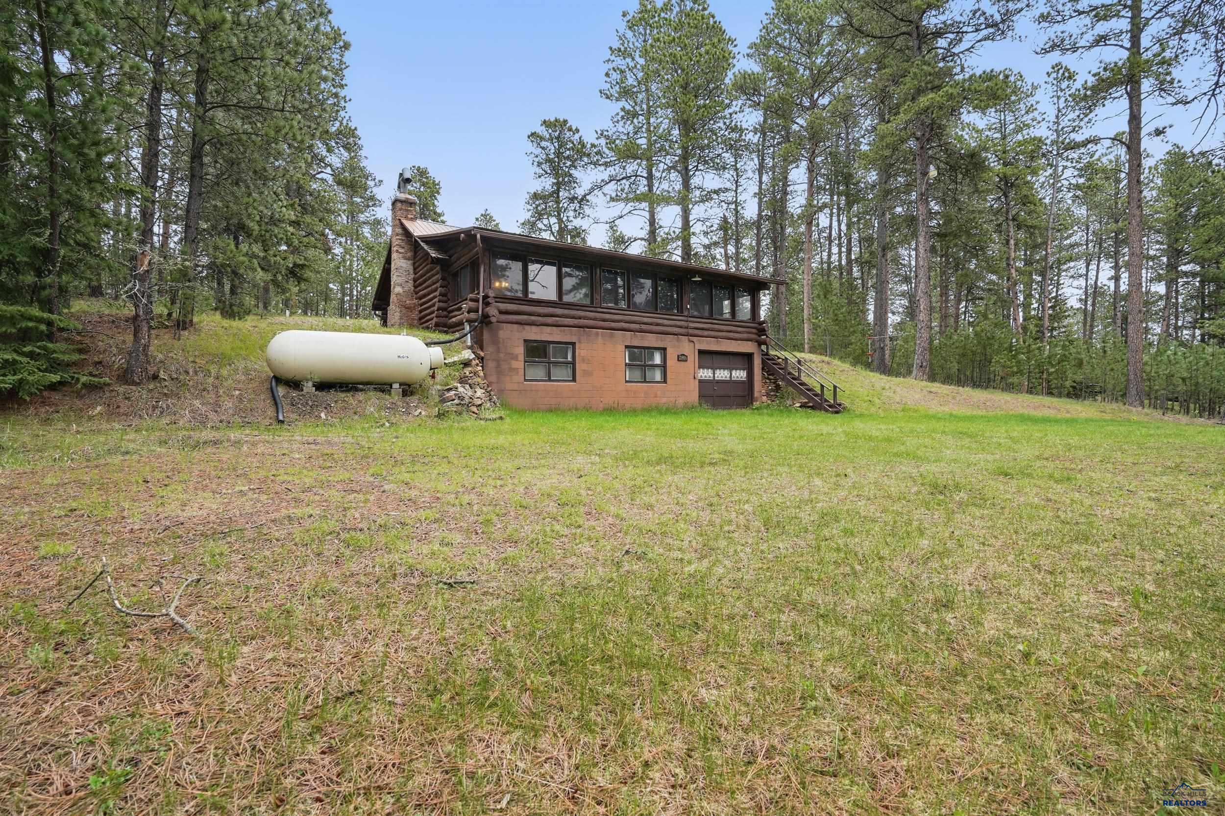 21466 TIN CUP LN