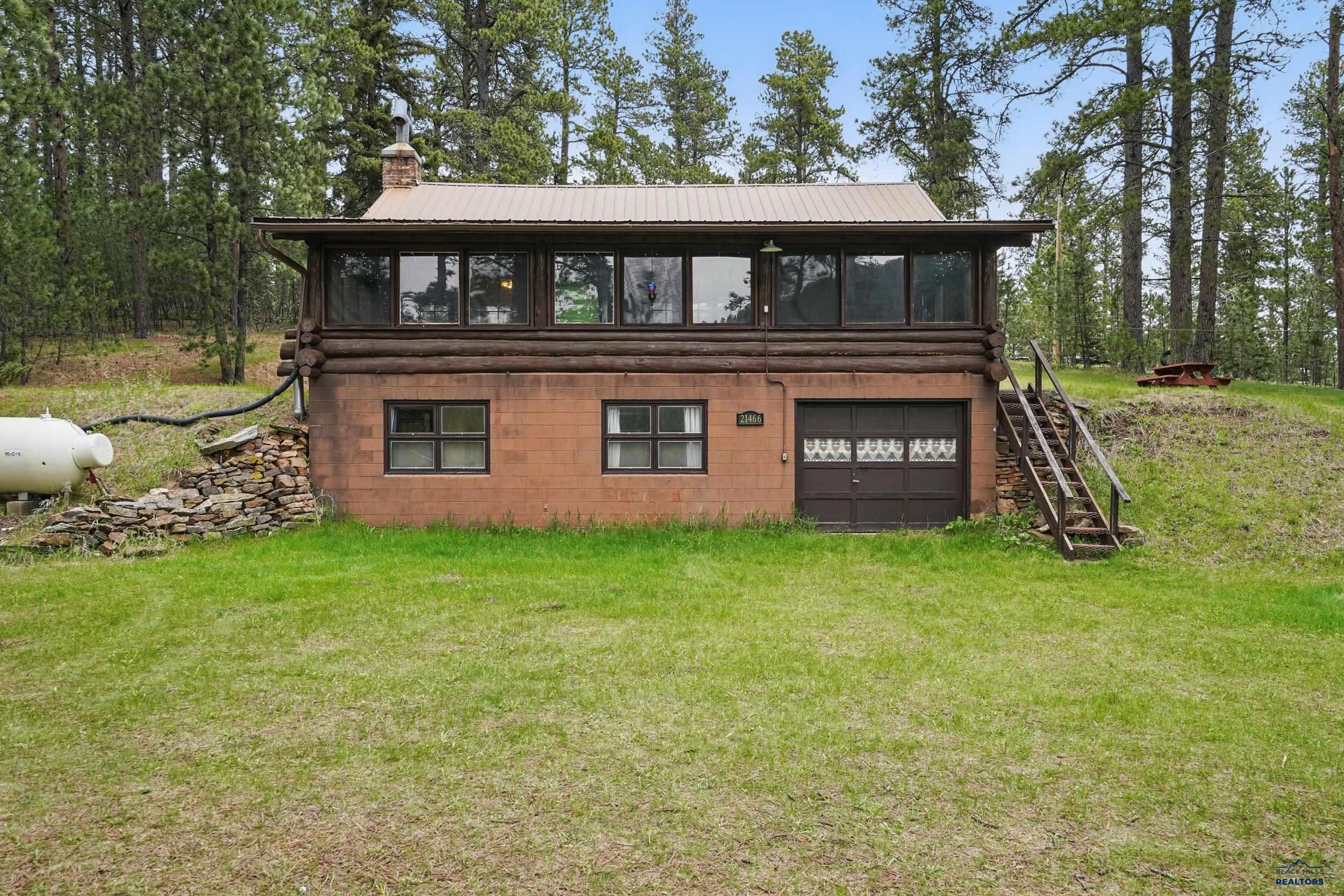 21466 TIN CUP LN