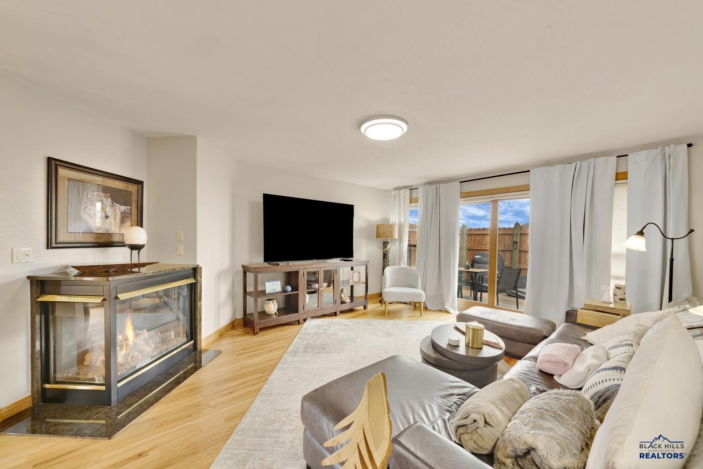 3632 CITY VIEW DR