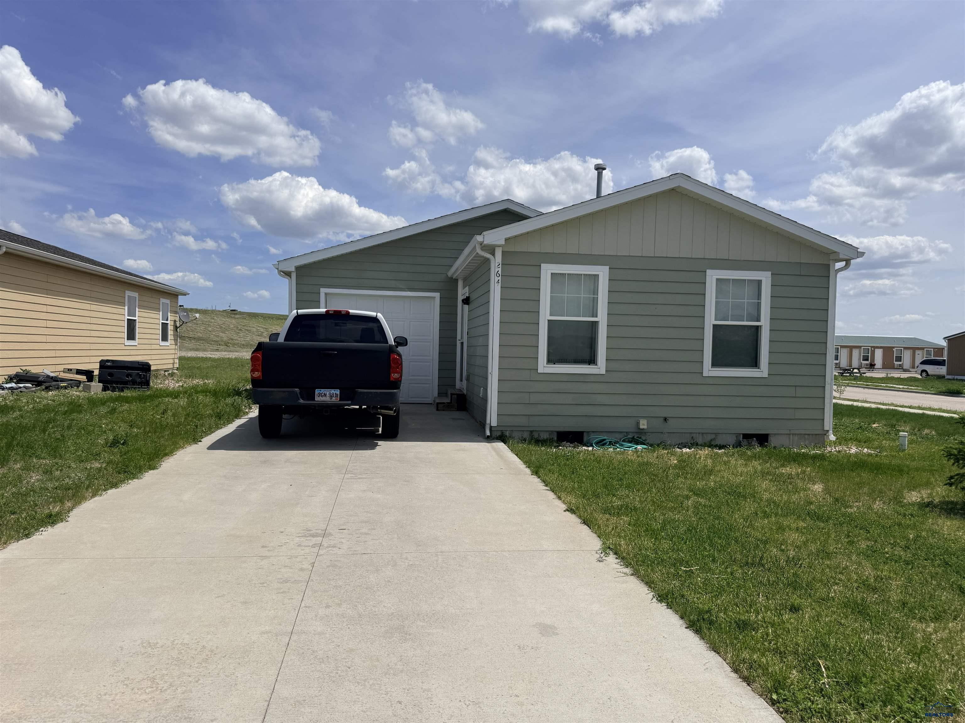 264 TRENTON LN