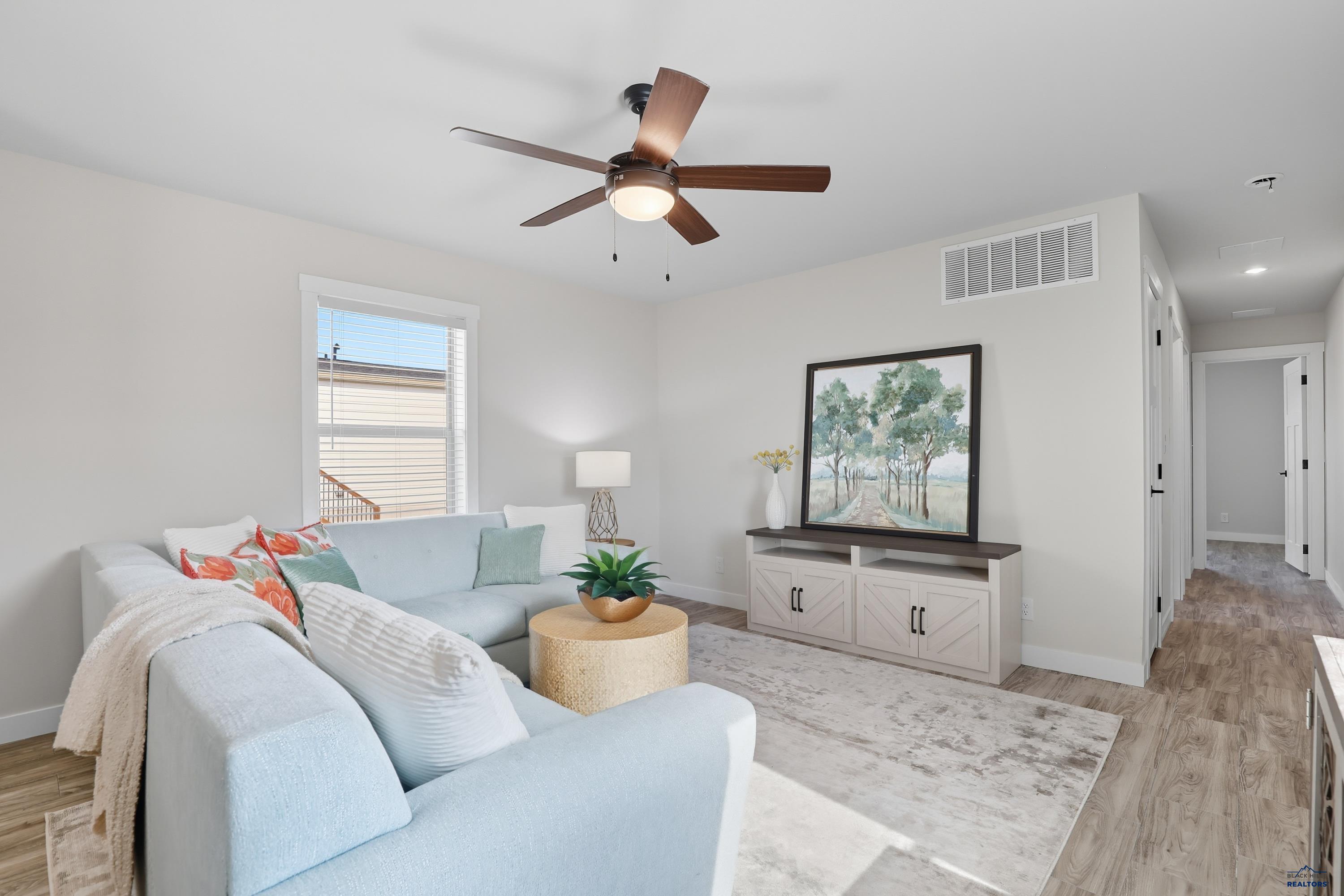 1717.103 E PHILADELPHIA