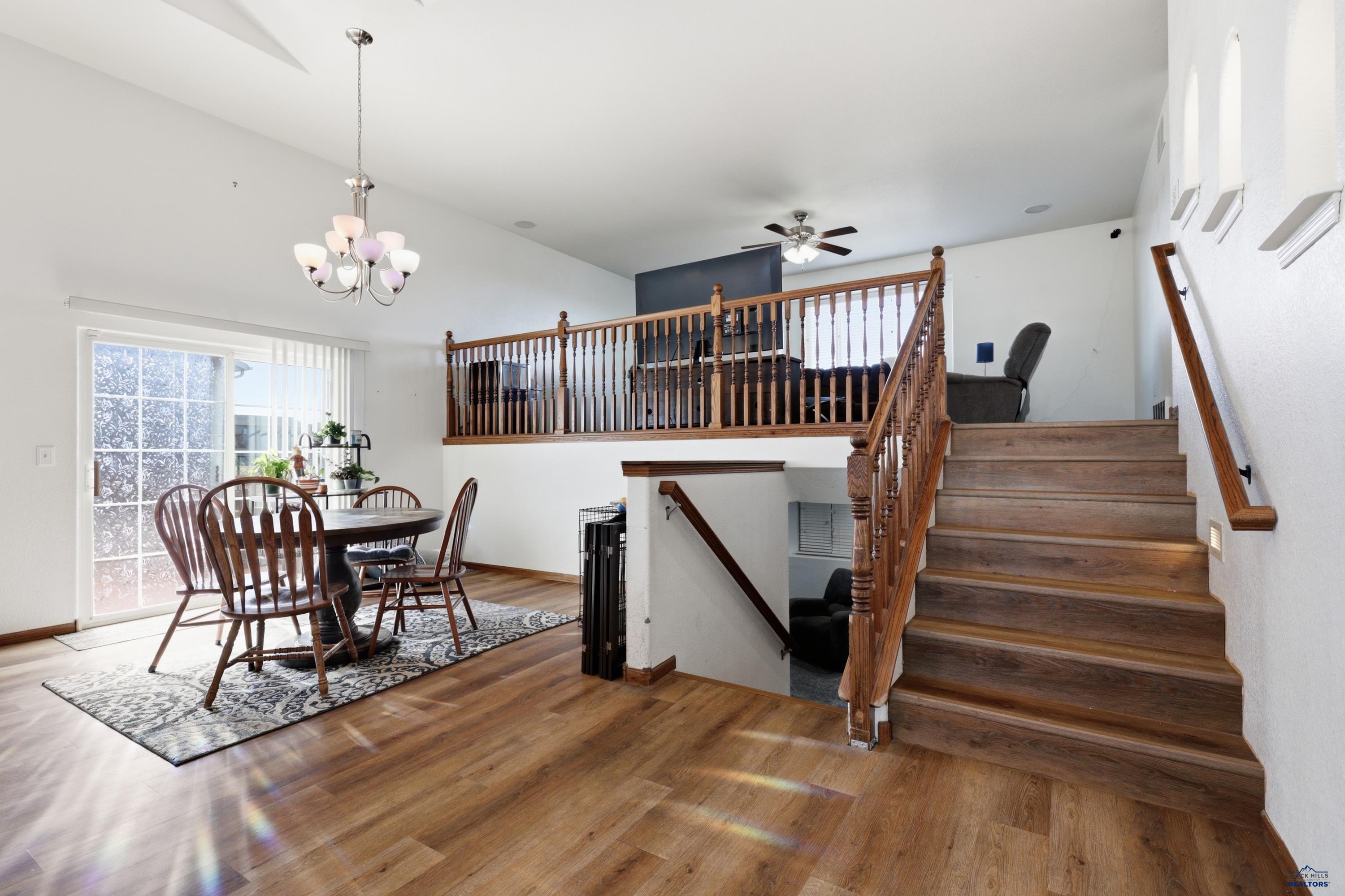 475 FREUDE LANE