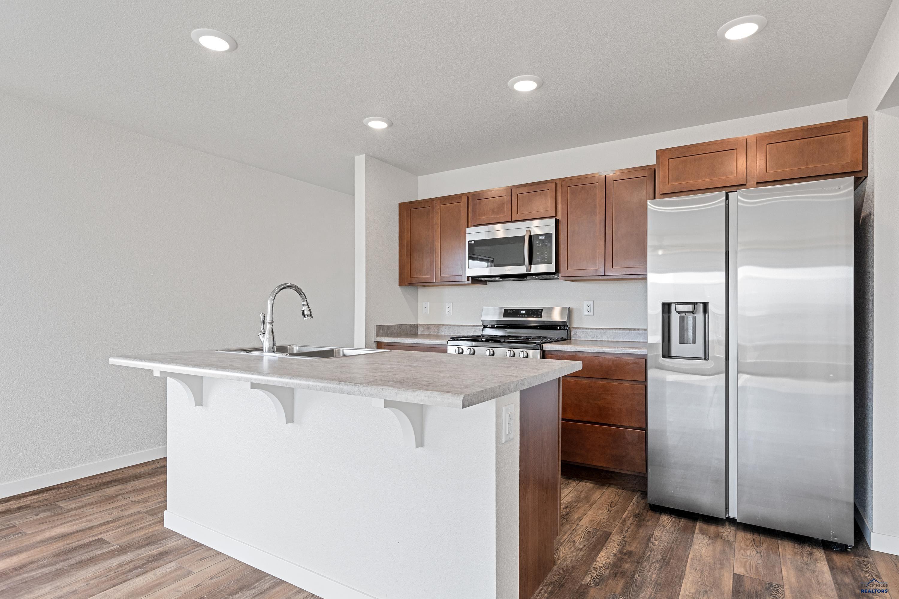 413 HENRY POTTER RD