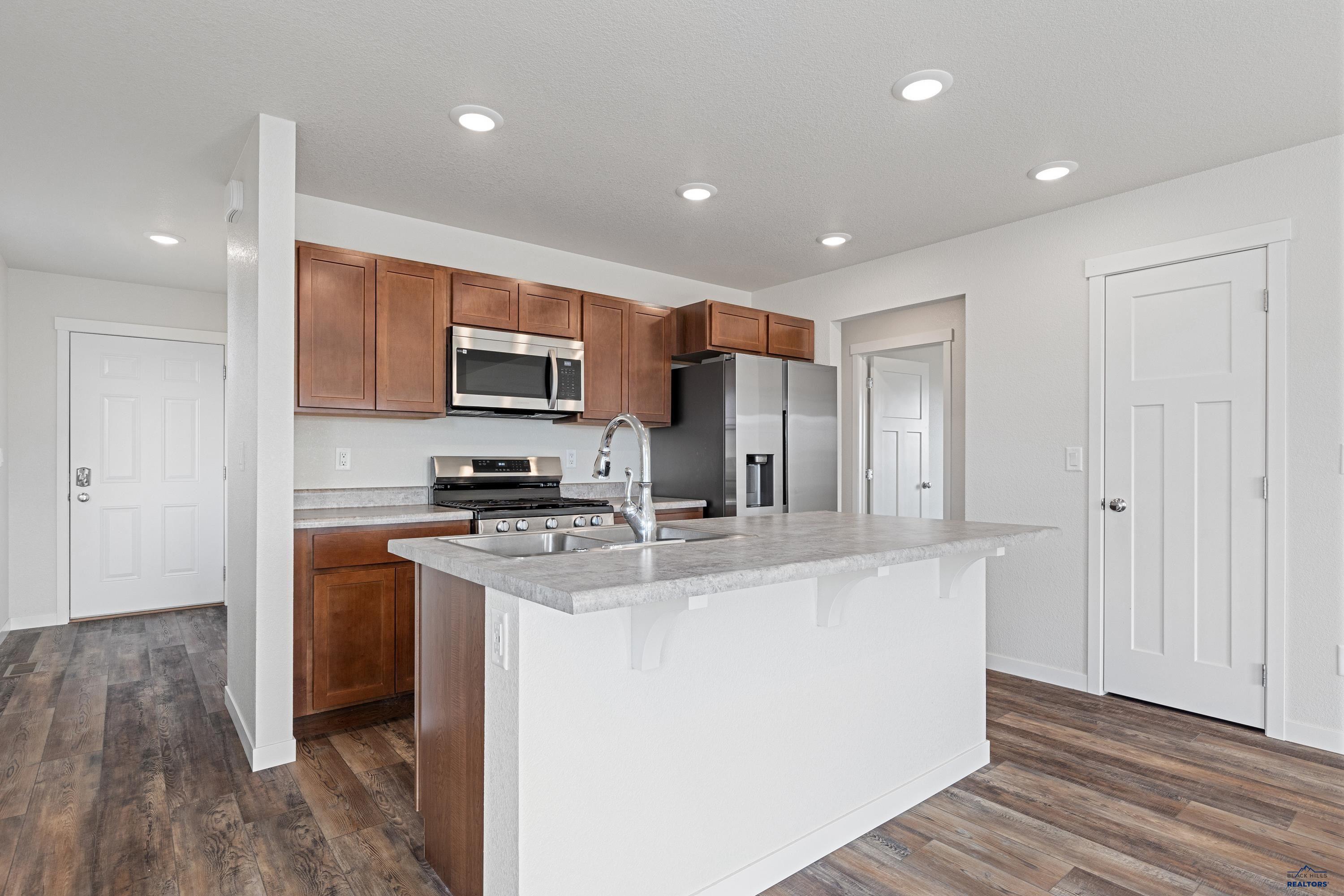 413 HENRY POTTER RD