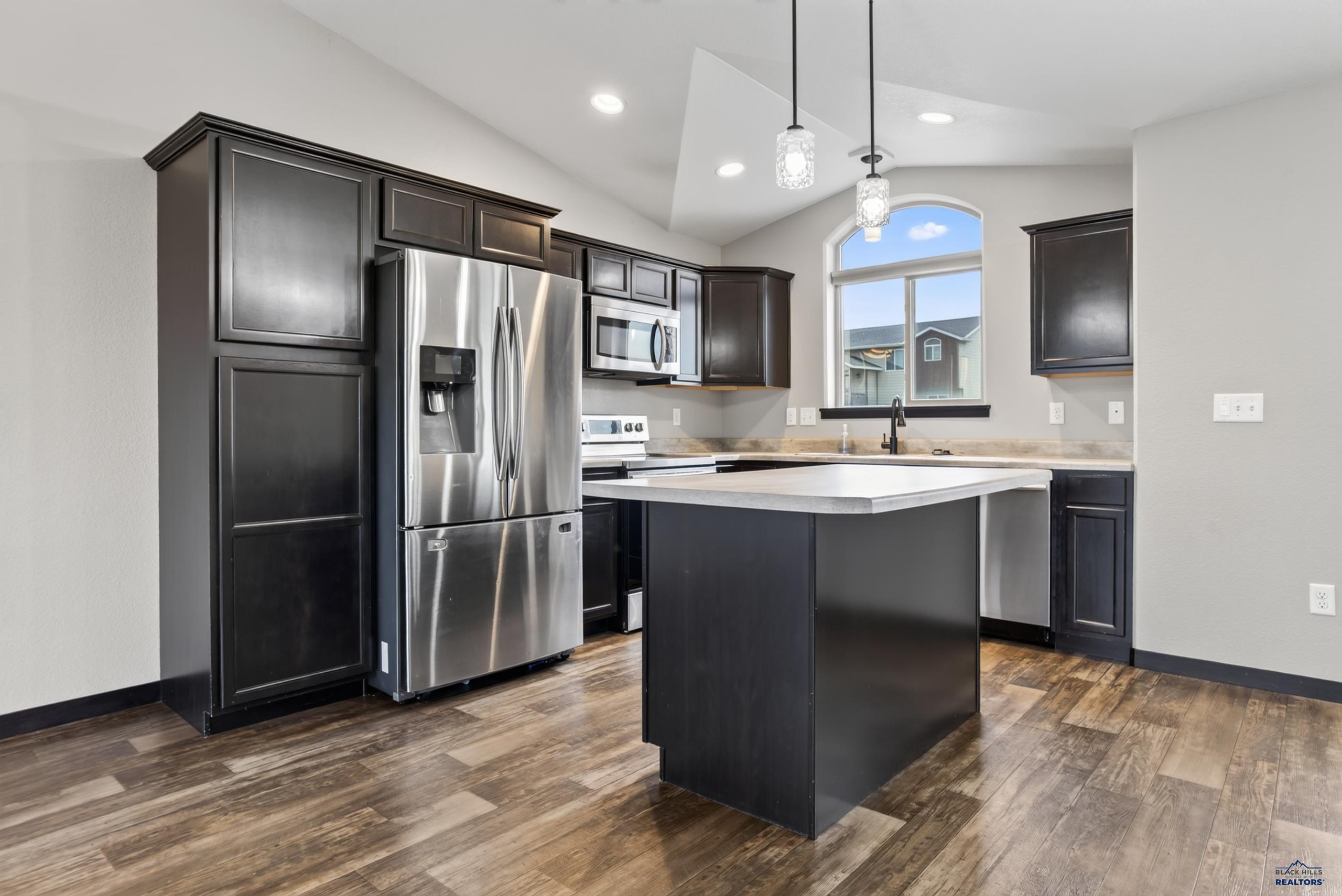 1238 JUNEAU DR
